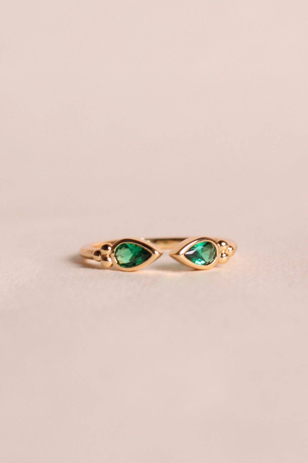 Alma ring: Peridot