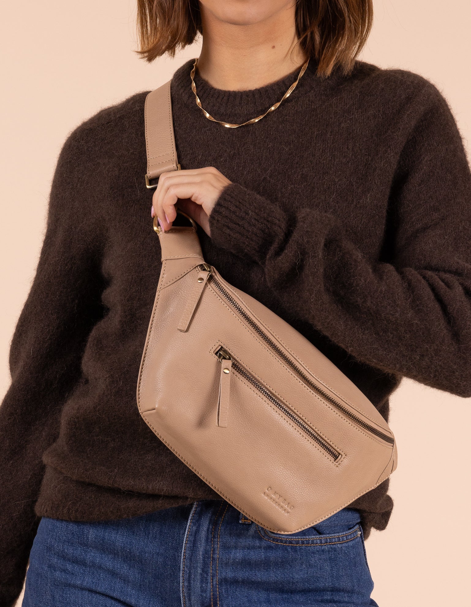 DREW Bum bag Sand soft grain leather