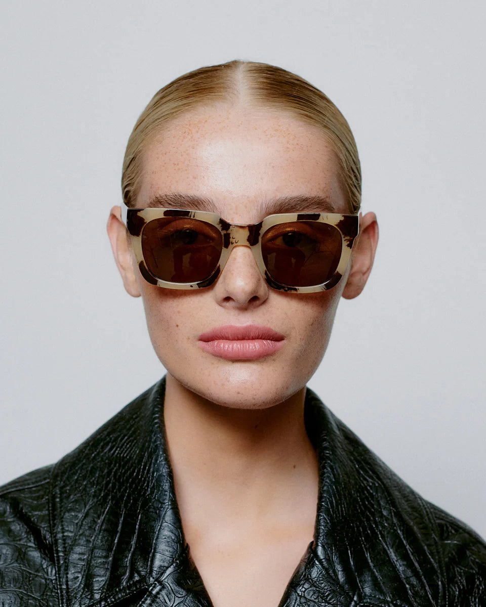 NANCY sunglasses HORNET