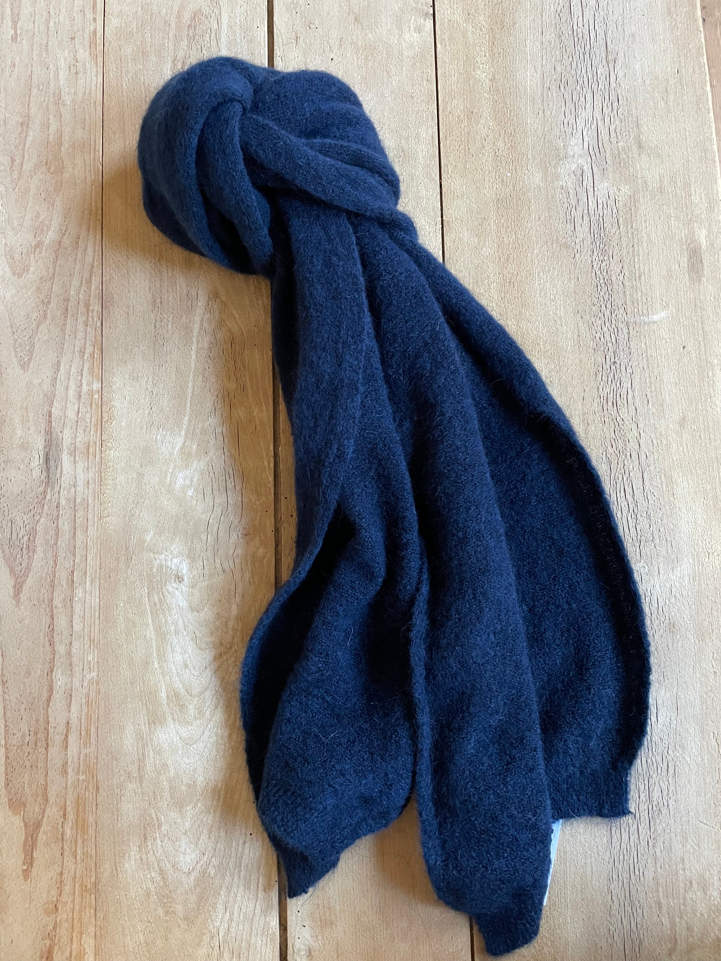 TWNS Bakersfield Scarf NAVY