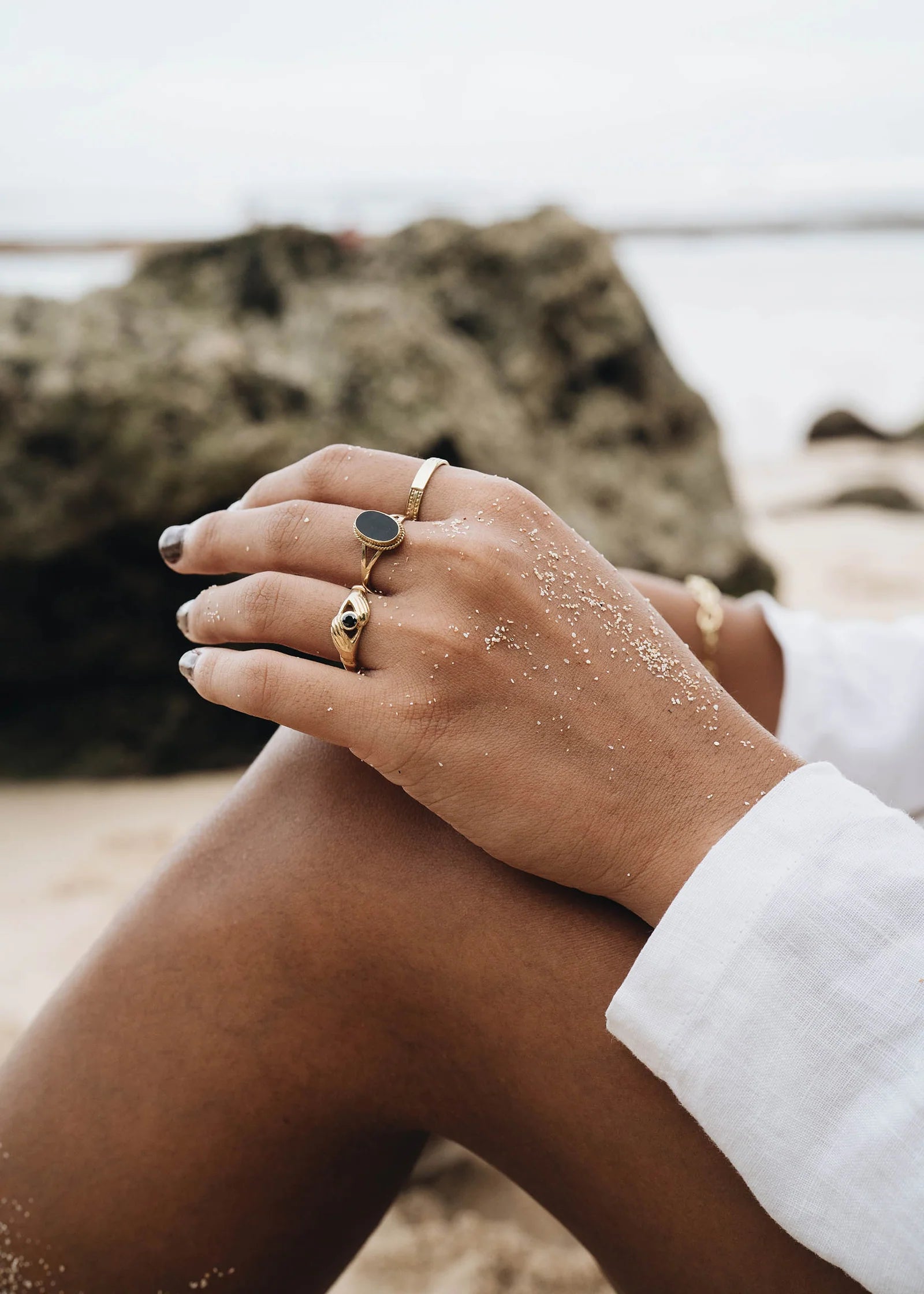 Oval Souvenir Ring Black GP