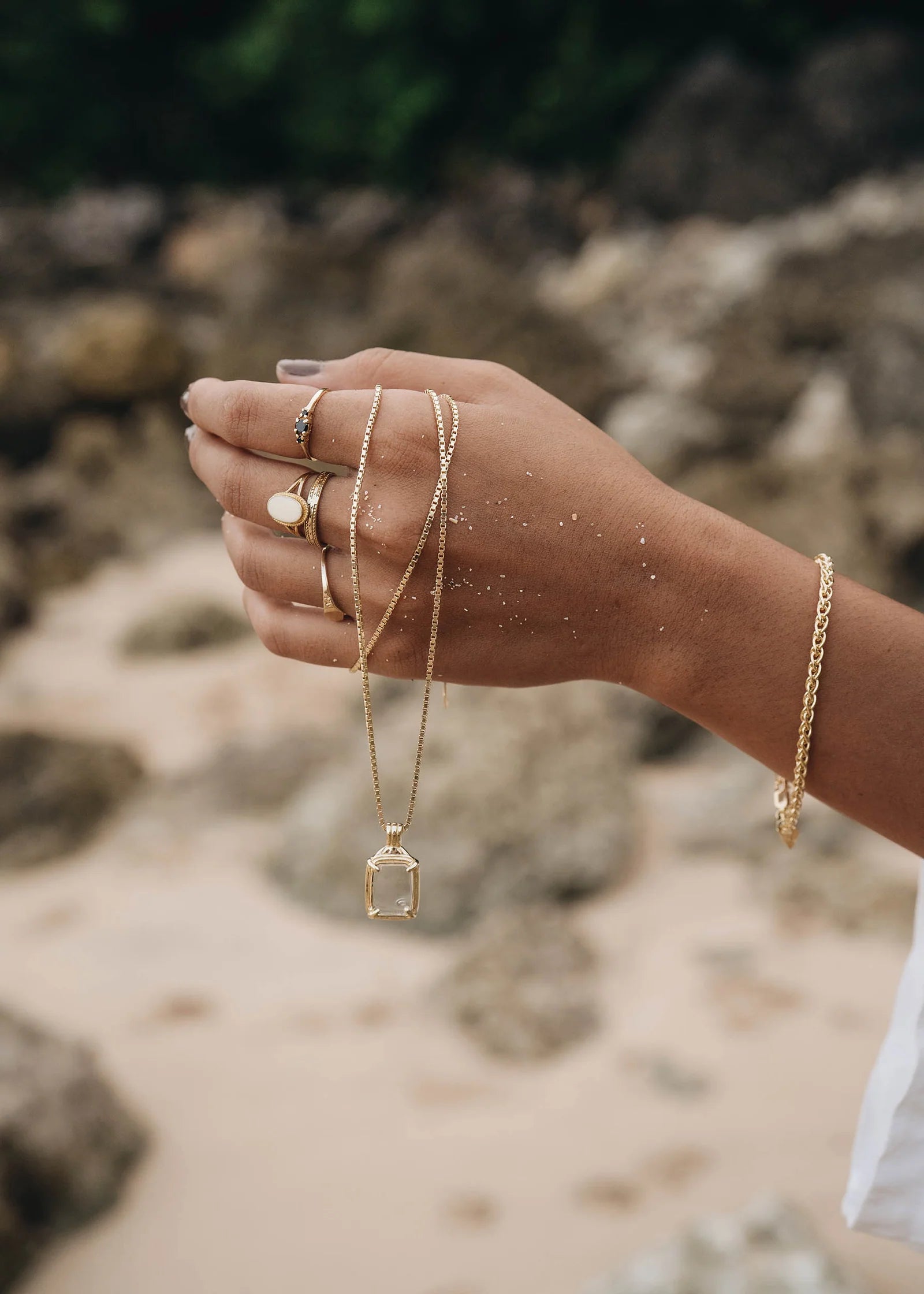 FRAMED PEARL necklace GP