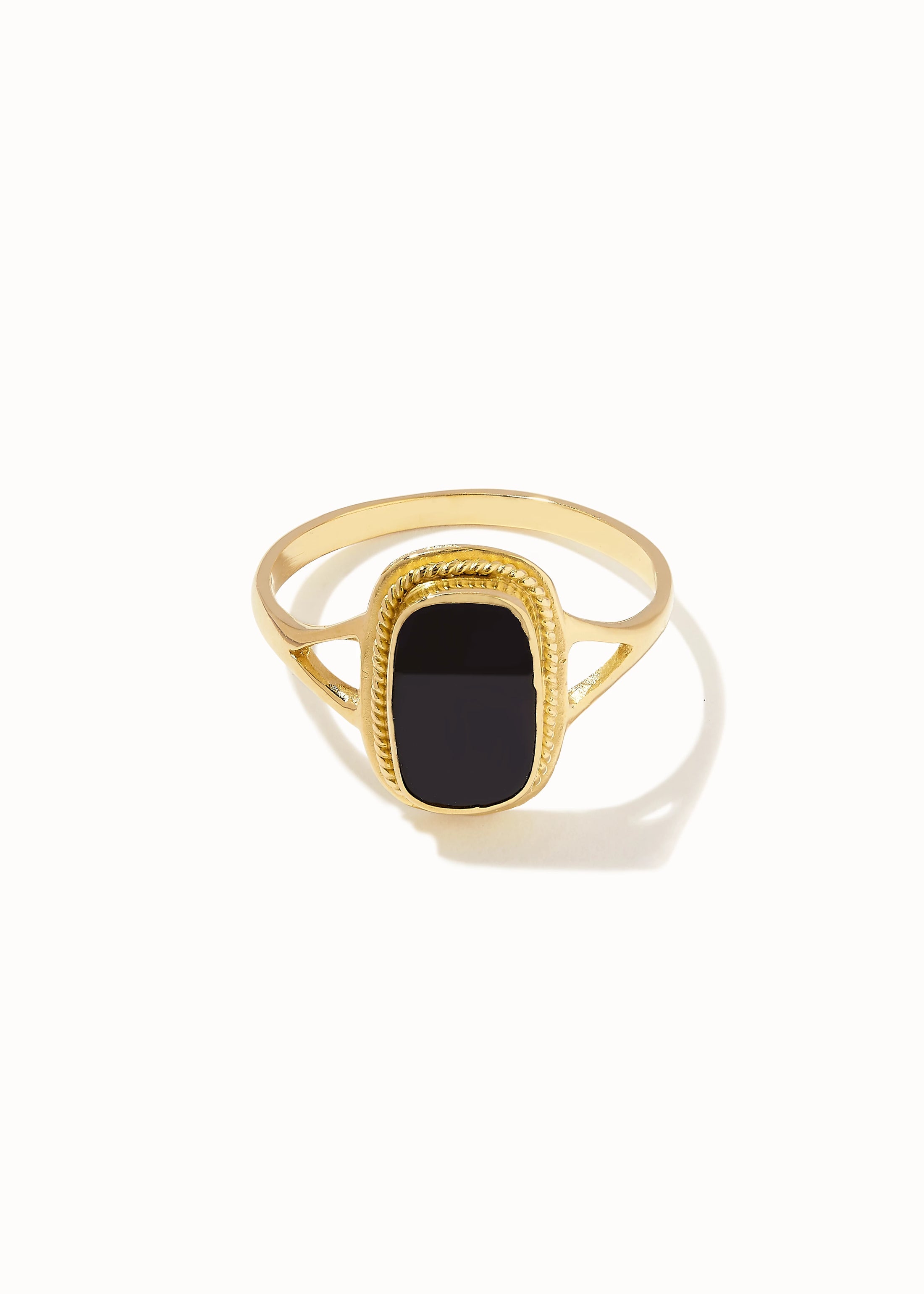 Square Souvenir Ring BLACK GP