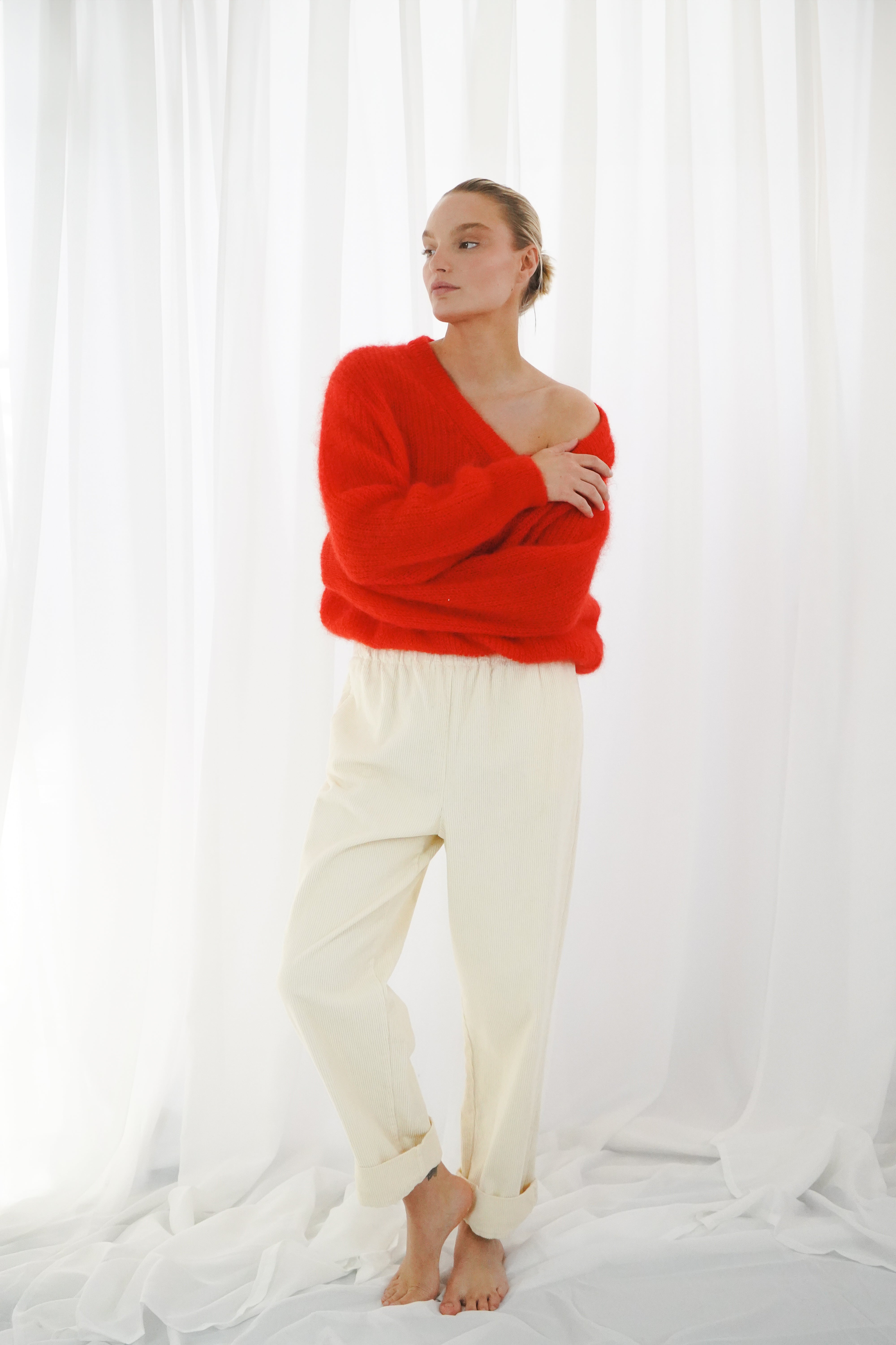 ALAMOSA Long sleeved V-neck pull Red