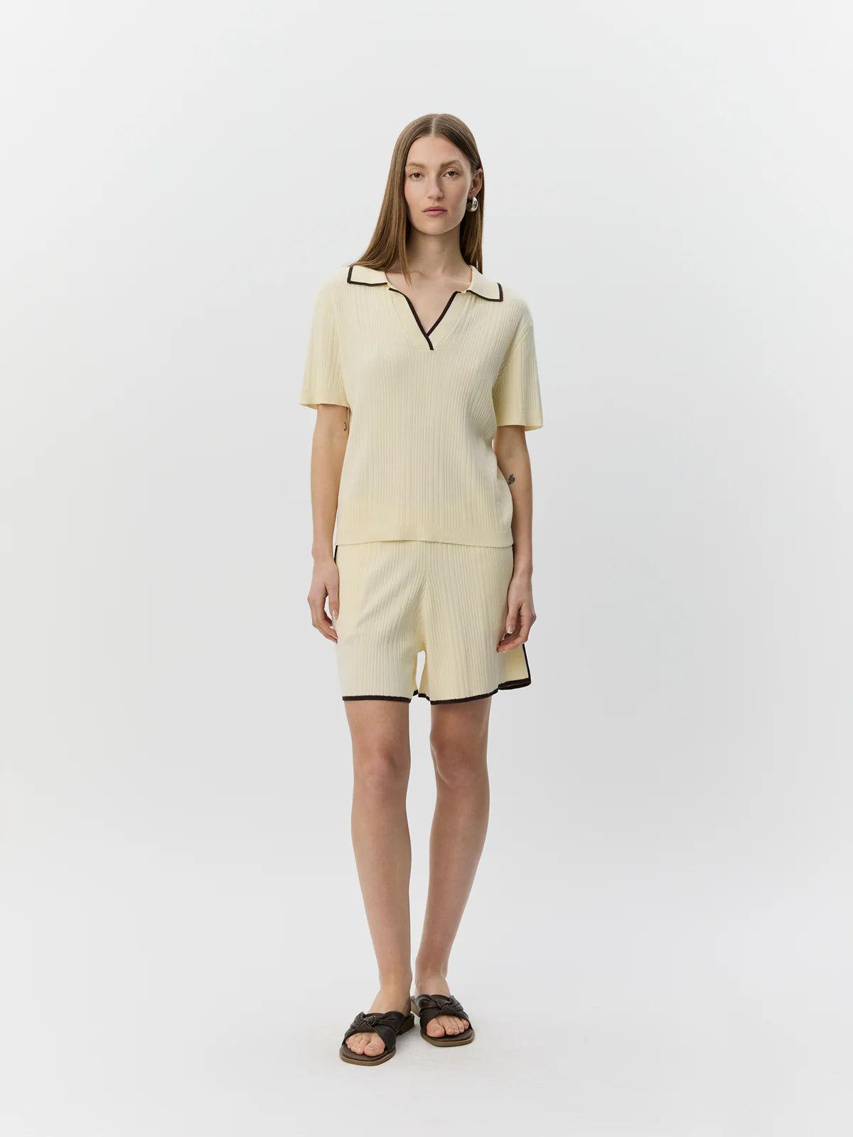 JAMIESW knit polo OFF WHITE