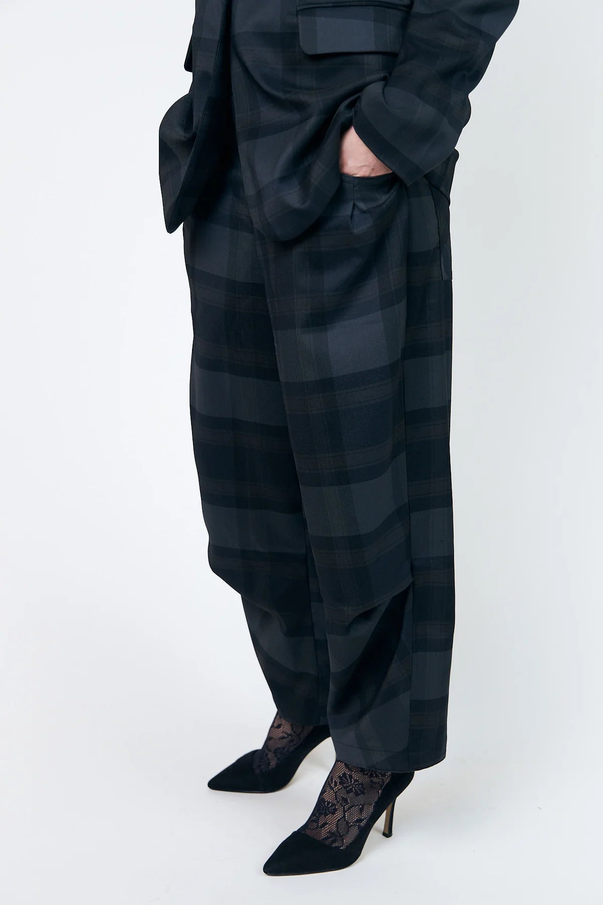 KIKILL Pants - Dark Grey