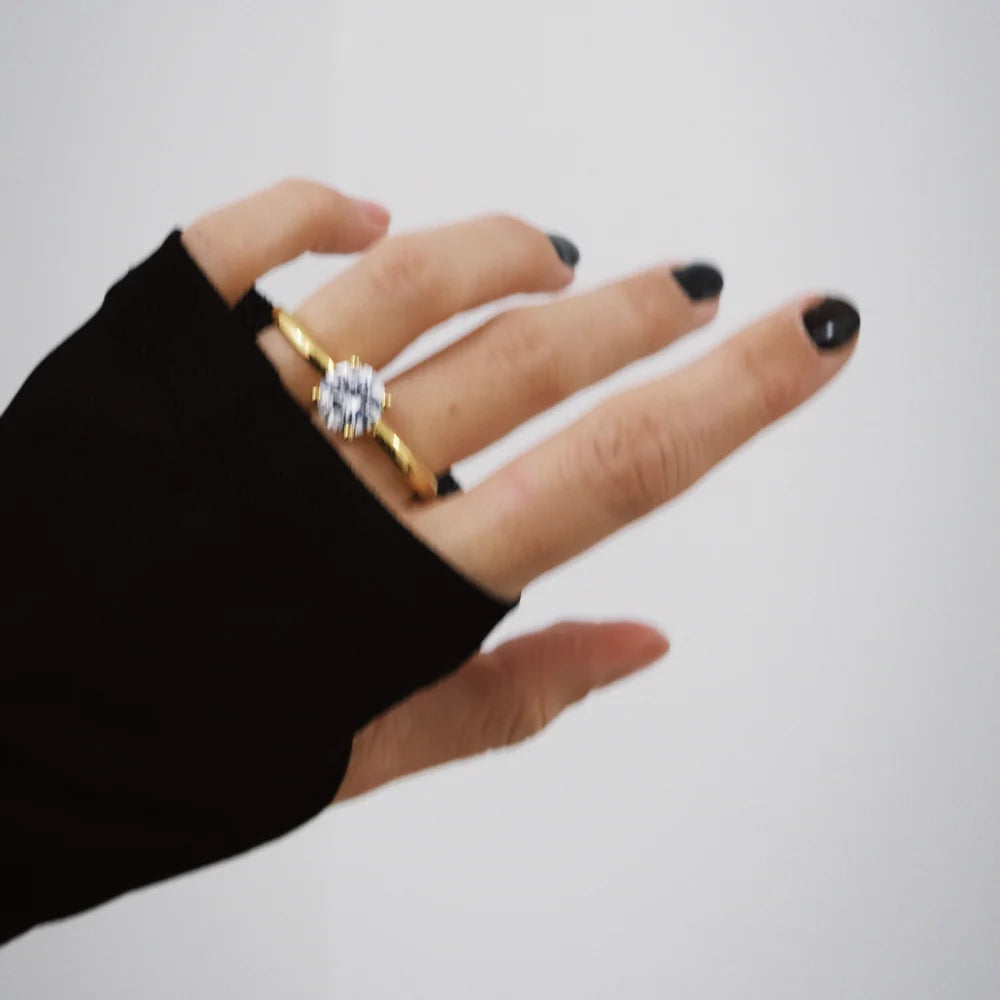 GAYA Solitaire Ring GOLD