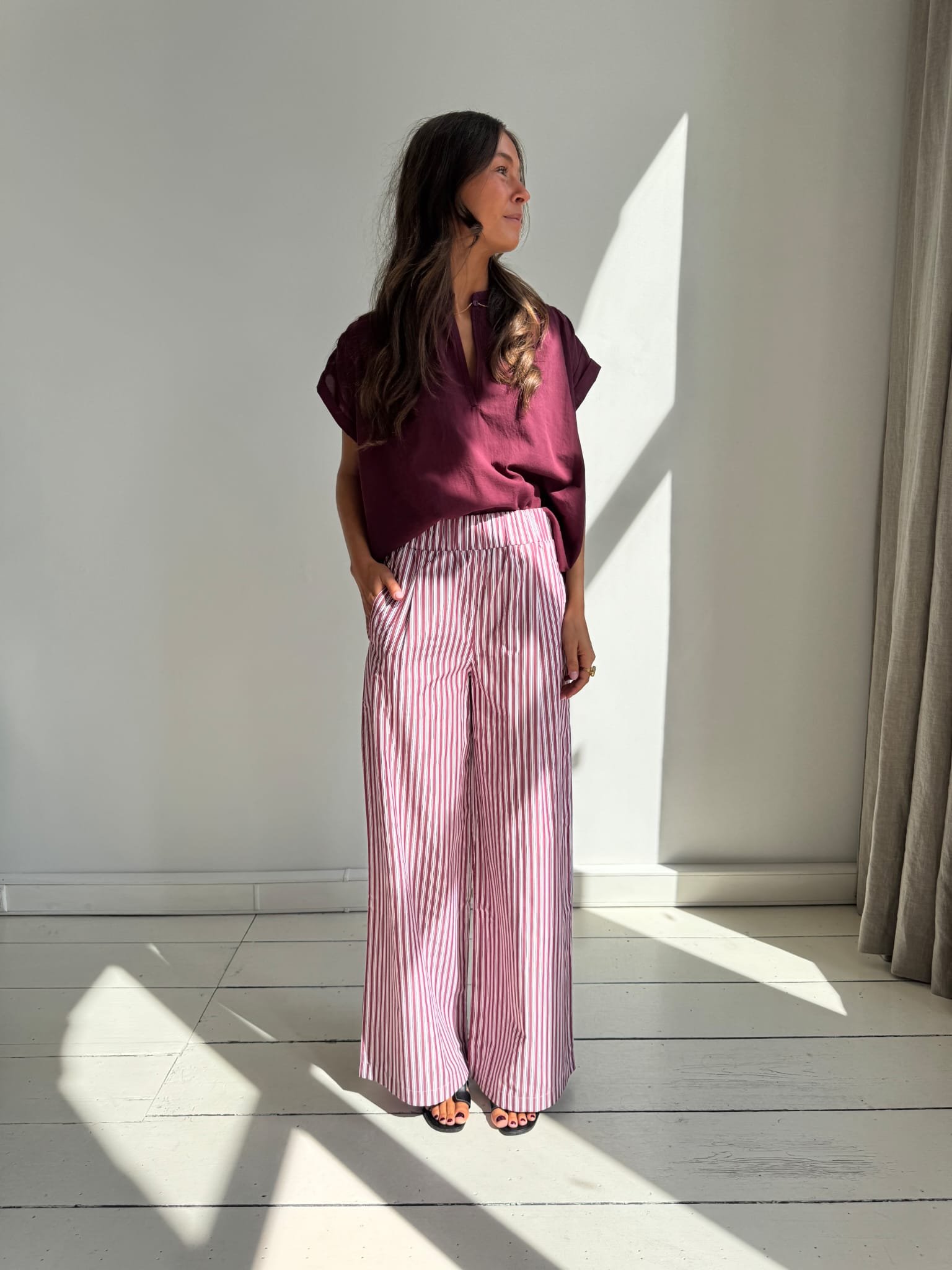LEONIE Trousers - Pink/Burgundy Striped