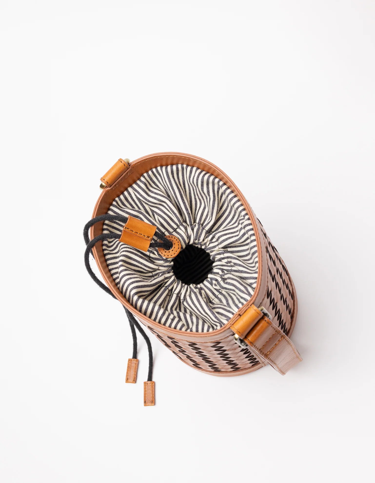 ZOLA Bag - Cognac Classic Woven Leather