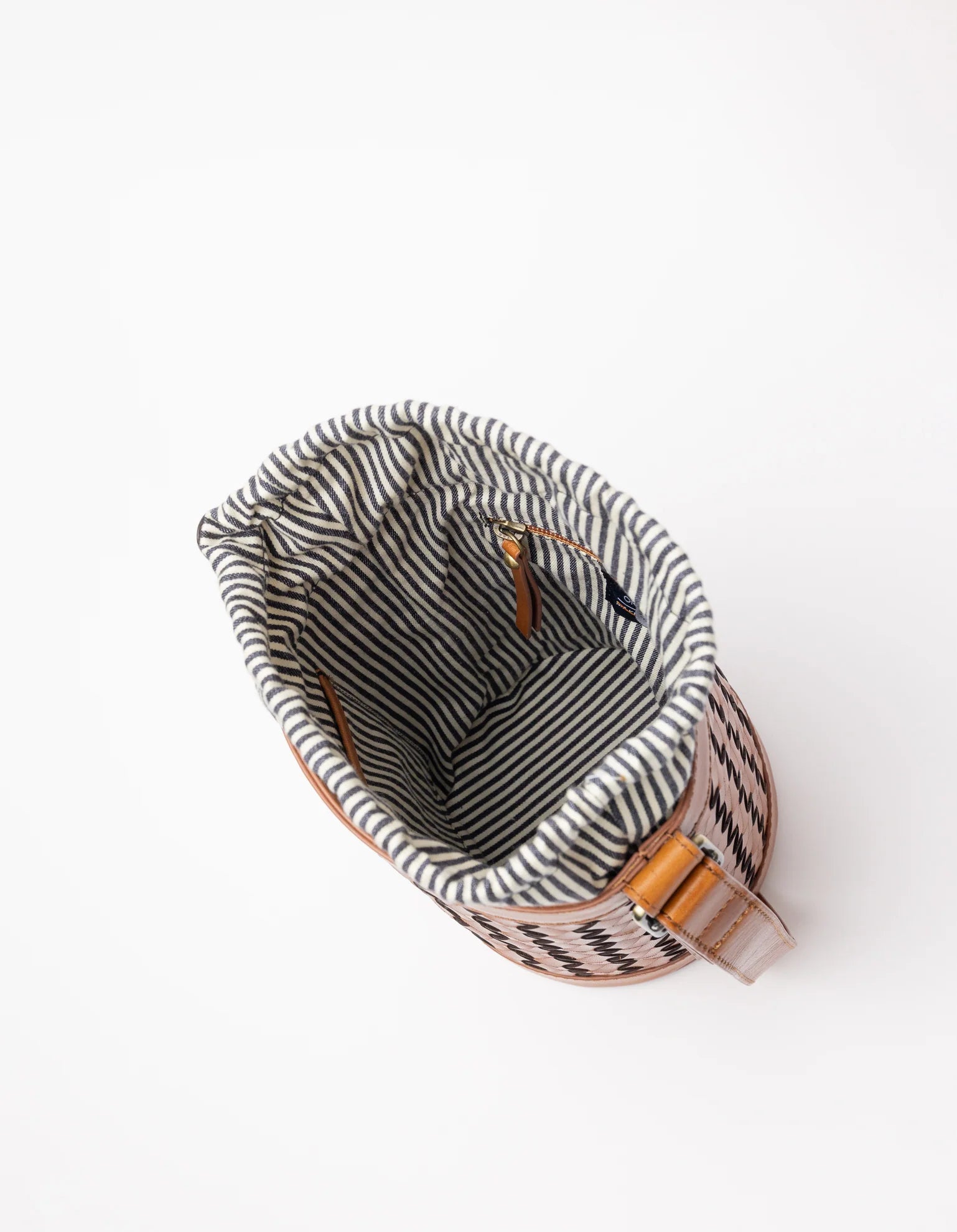 ZOLA Bag - Cognac Classic Woven Leather