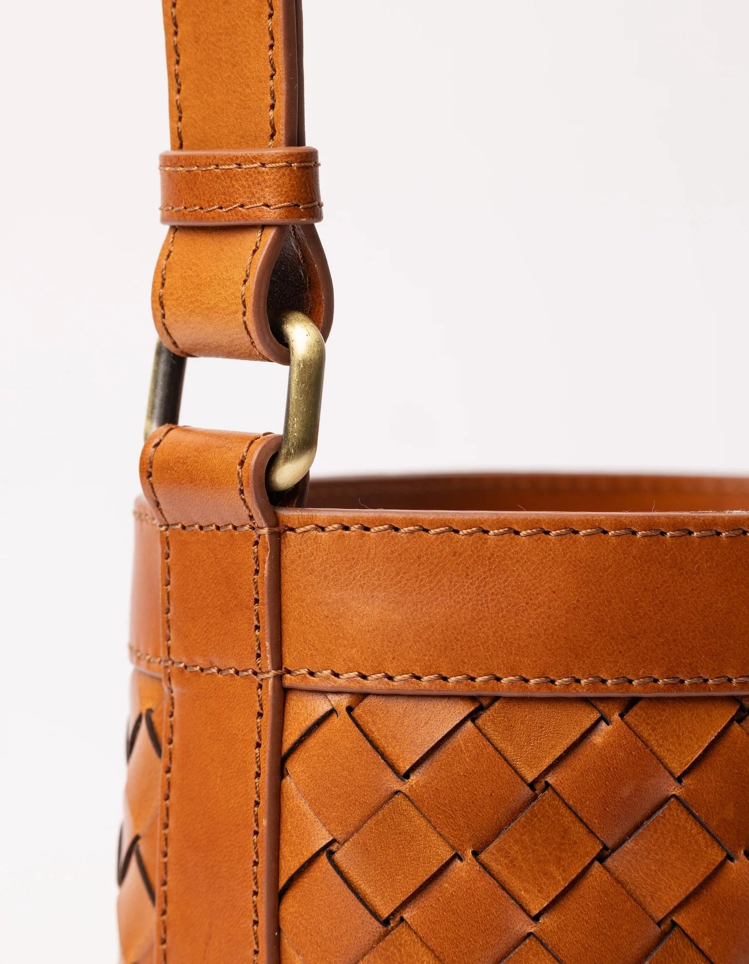 ZOLA Bag - Cognac Classic Woven Leather