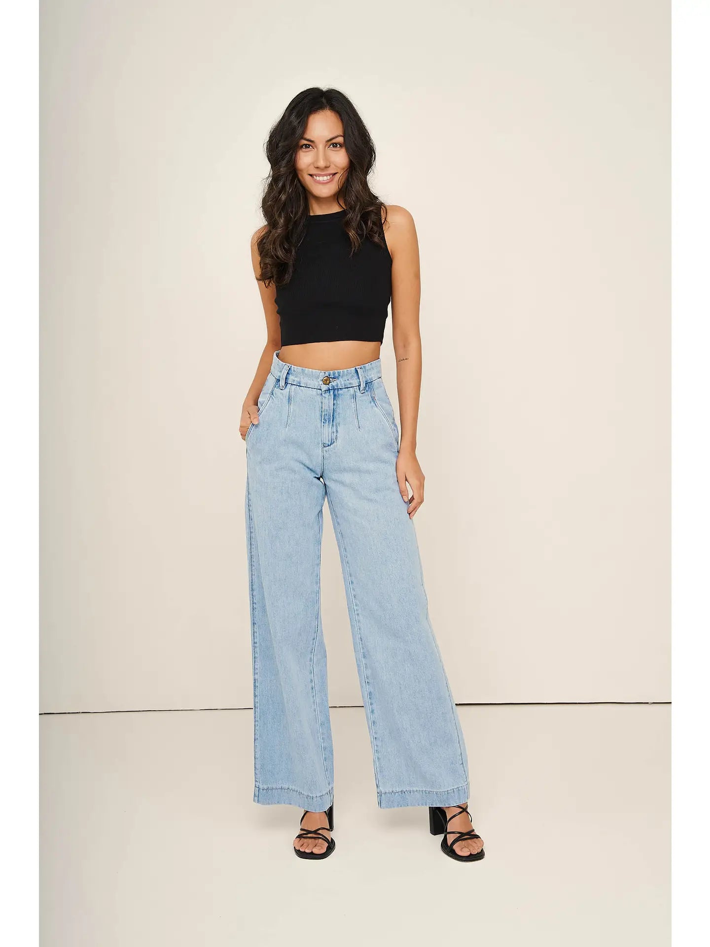 JOANNE Wide Jeans