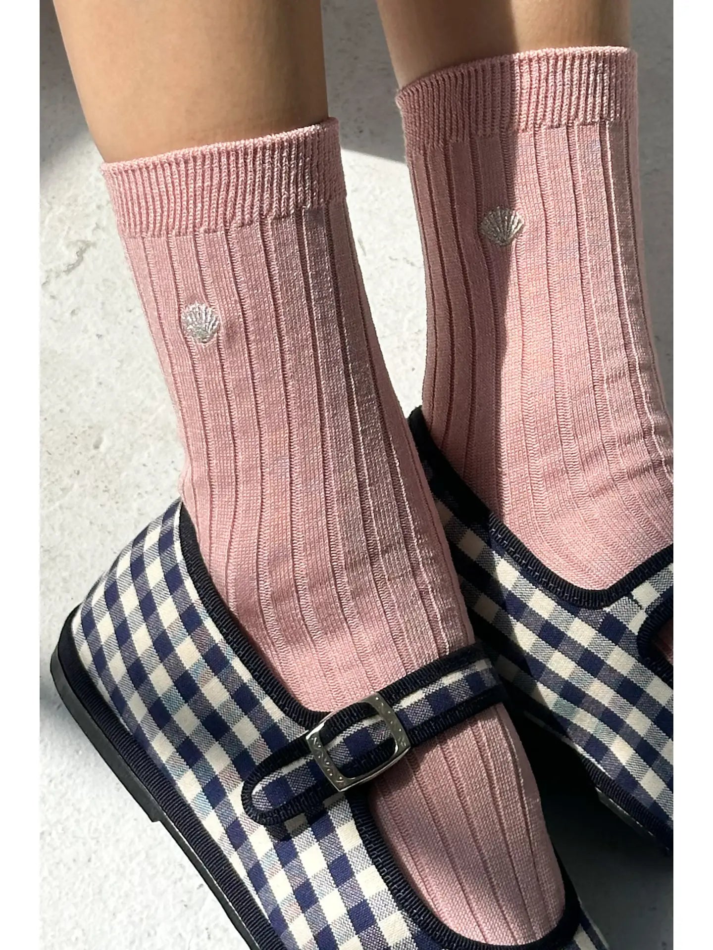 HER Socks Embroidered PINK SODA SILVER SEASHELL