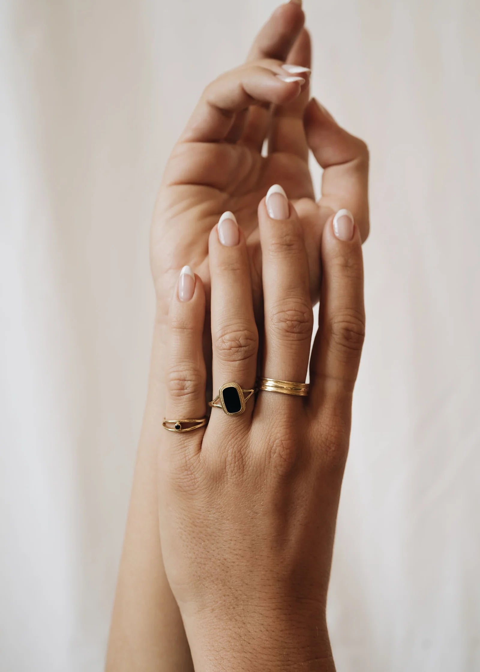 Square Souvenir Ring BLACK GP