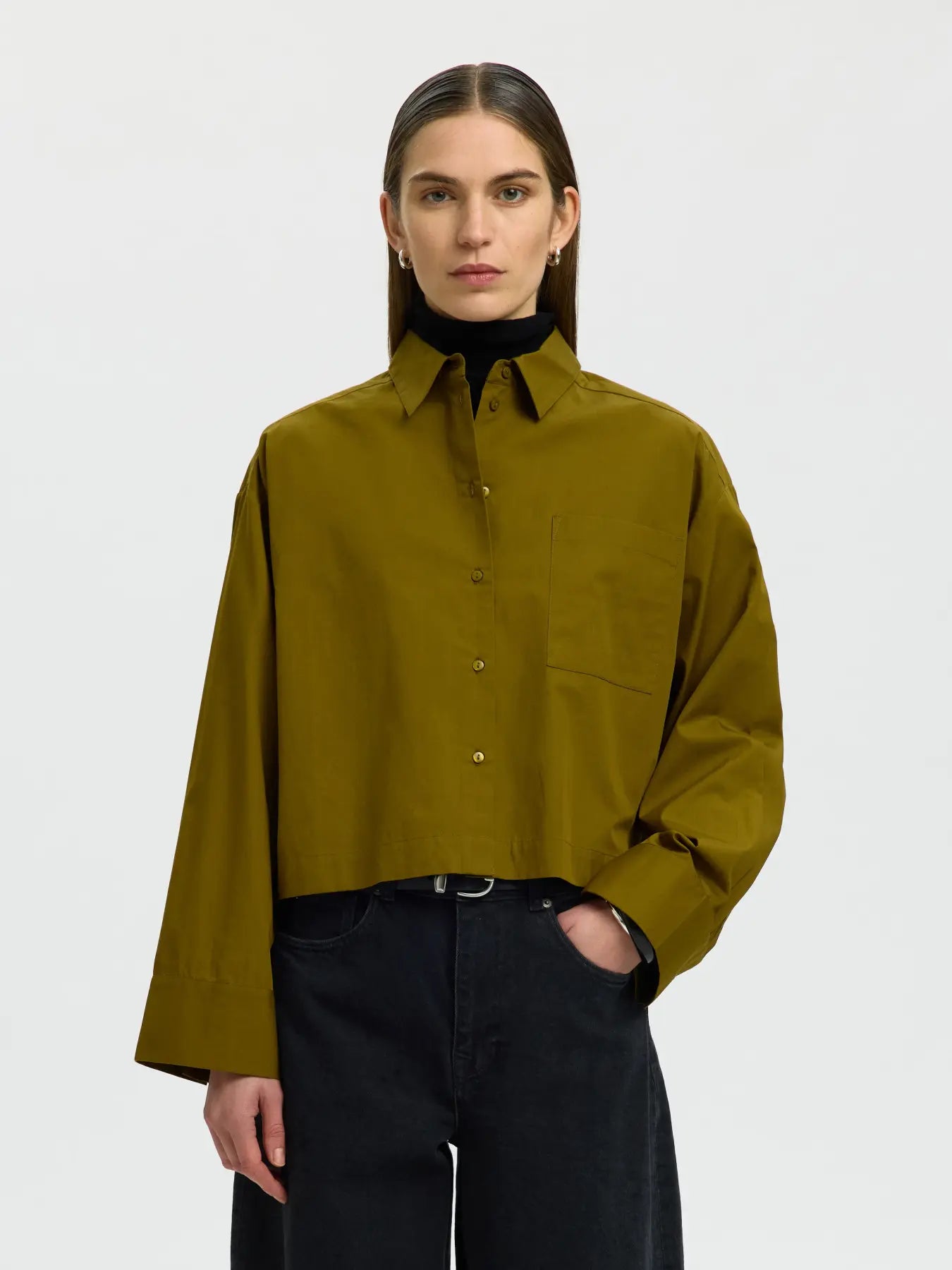 SLWASTHA LS cropped boxy shirt FIR GREEN