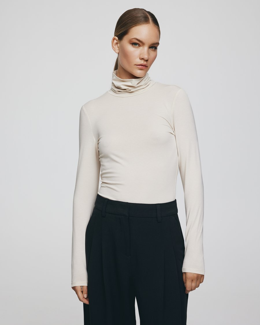 BETRINA Rollneck OATMEAL
