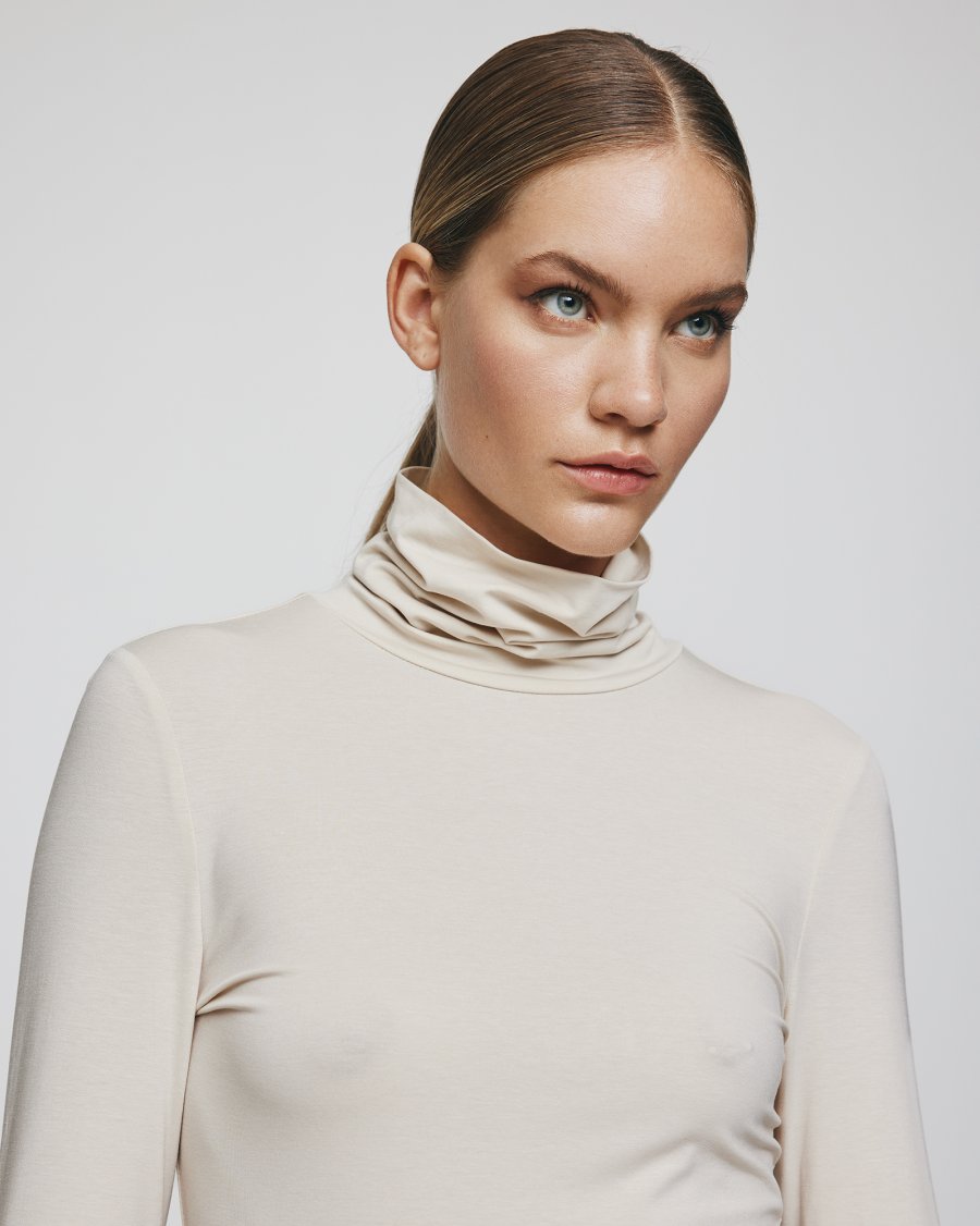 BETRINA Rollneck OATMEAL