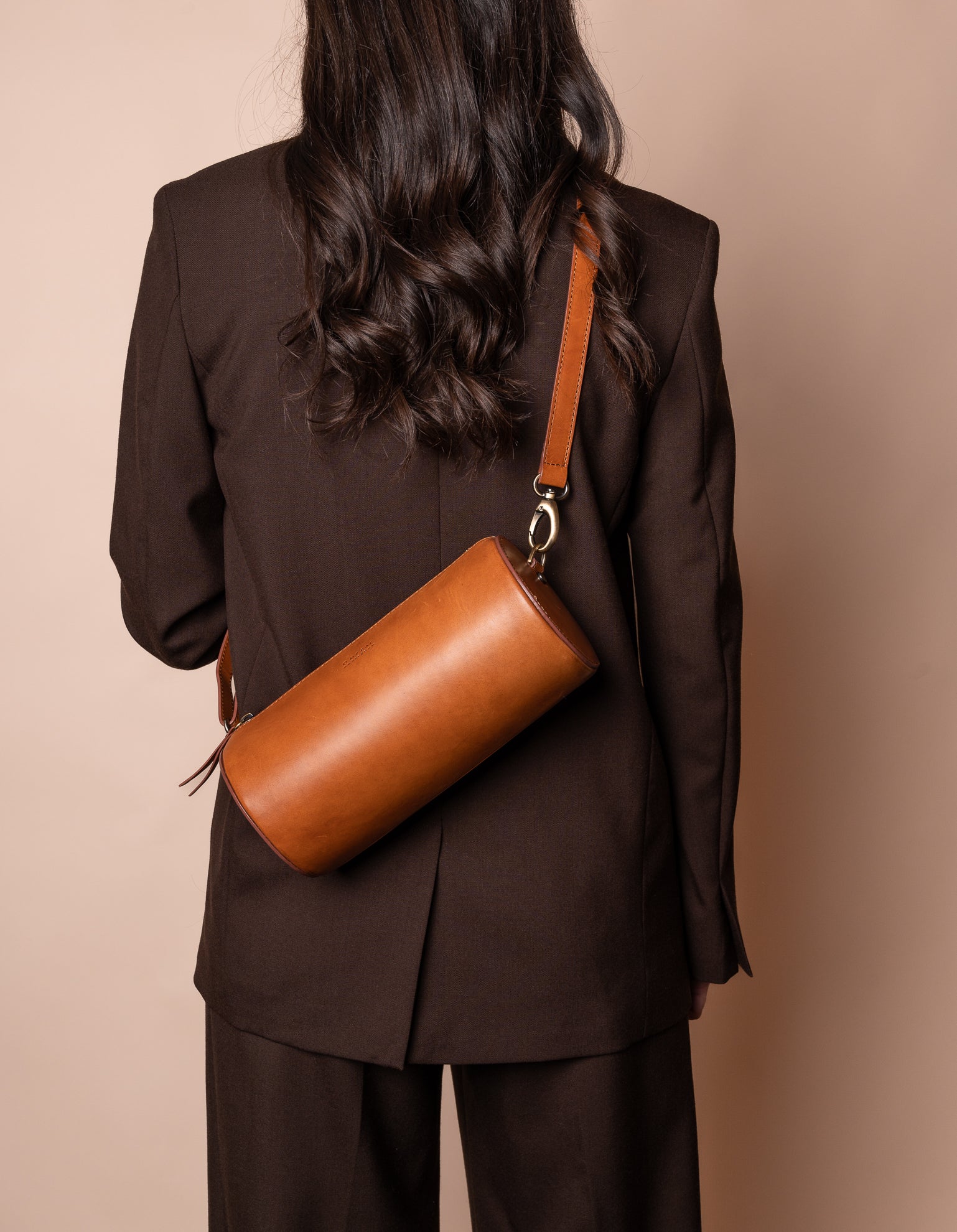 IZZY Classic leather