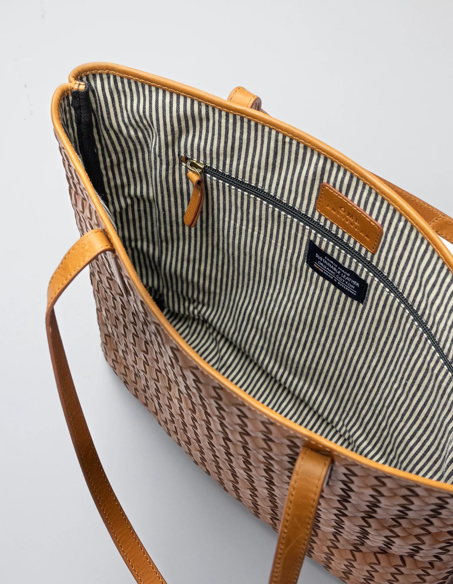 GEORGIA Woven classic leather COGNAC