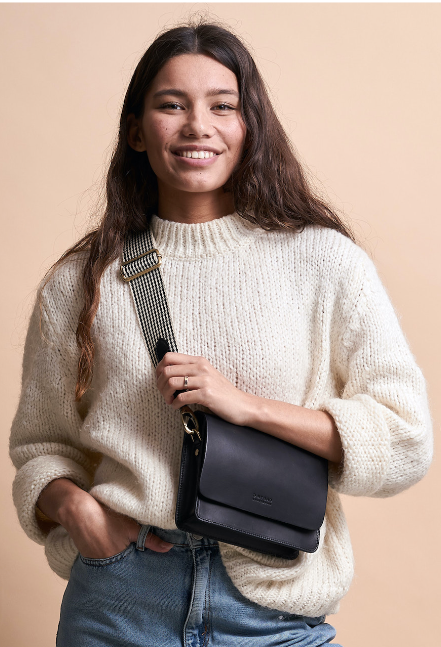 AUDREY mini⎜Black checkered classic leather