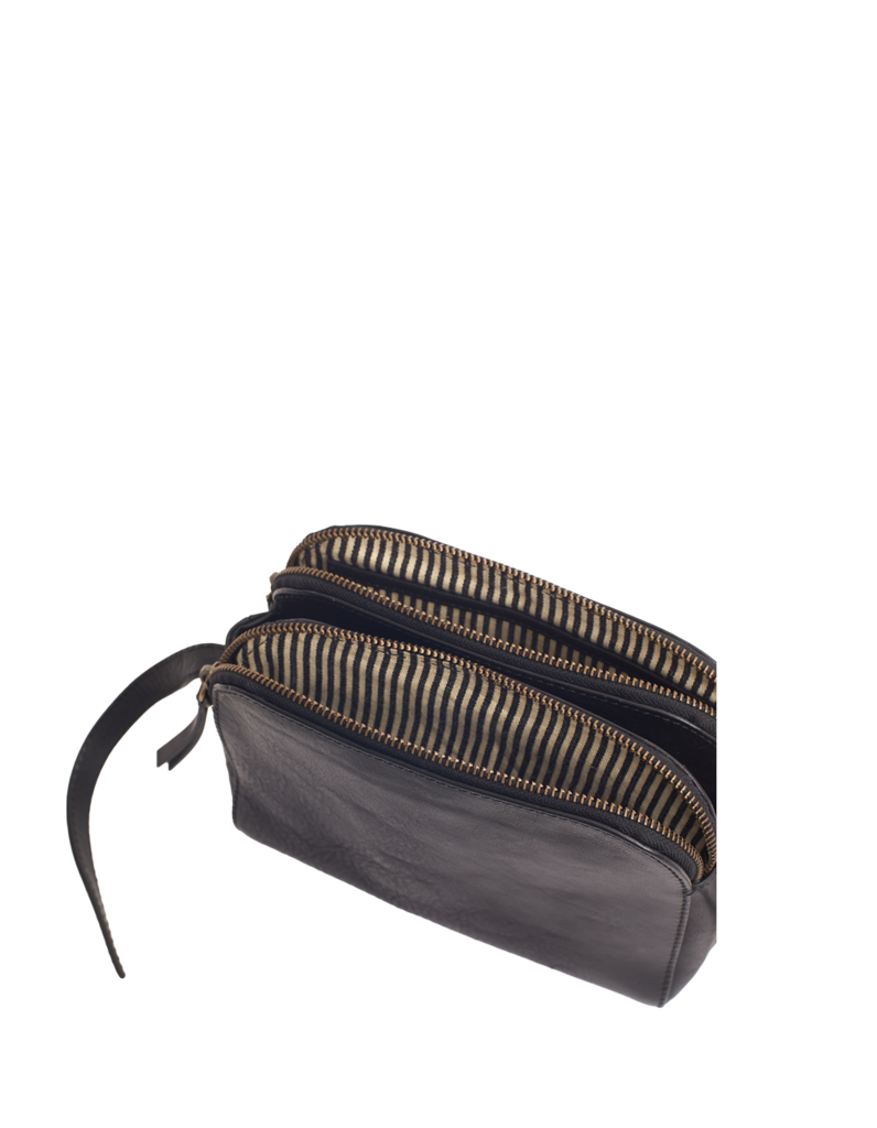 EMILY⎜Black Stromboli leather