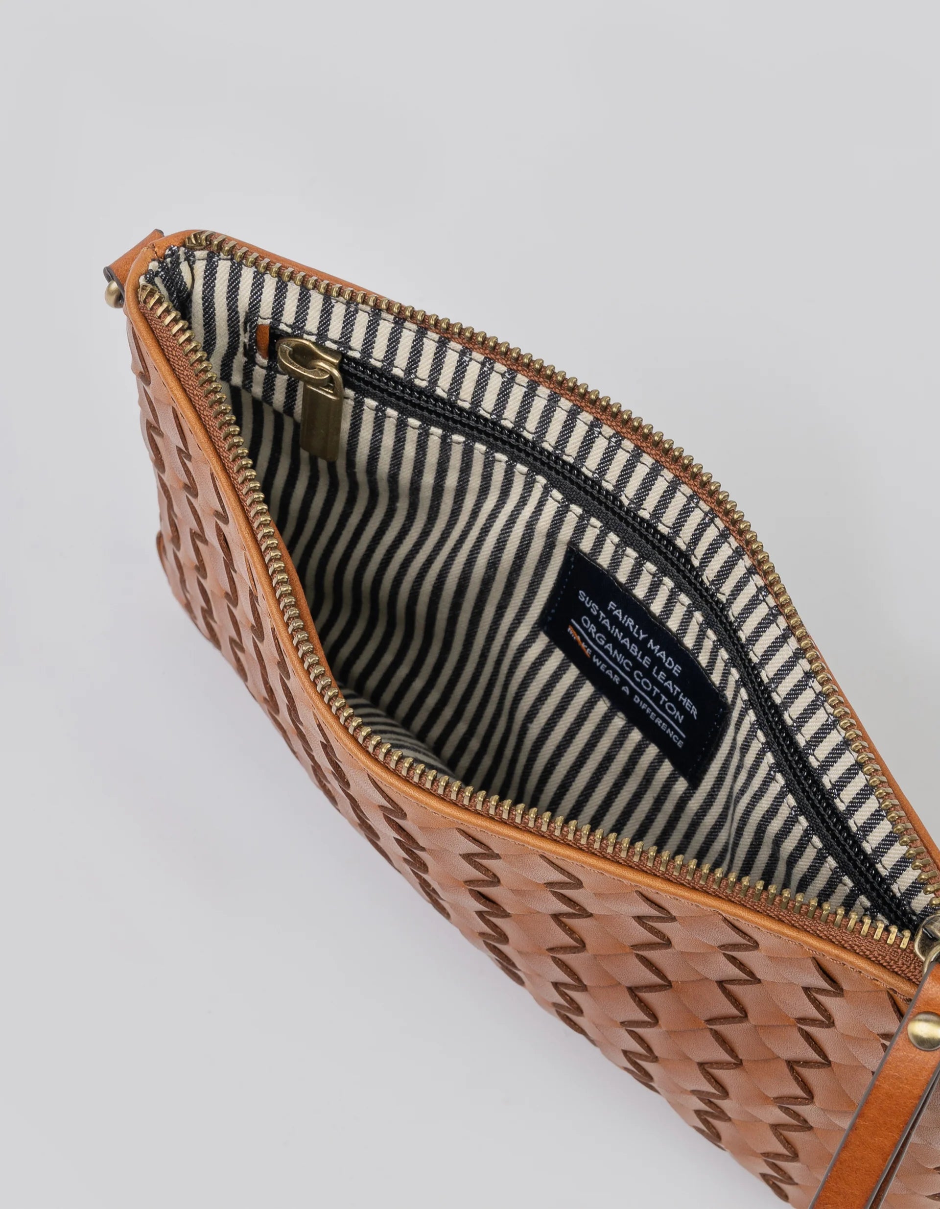 LEXI woven classic leather