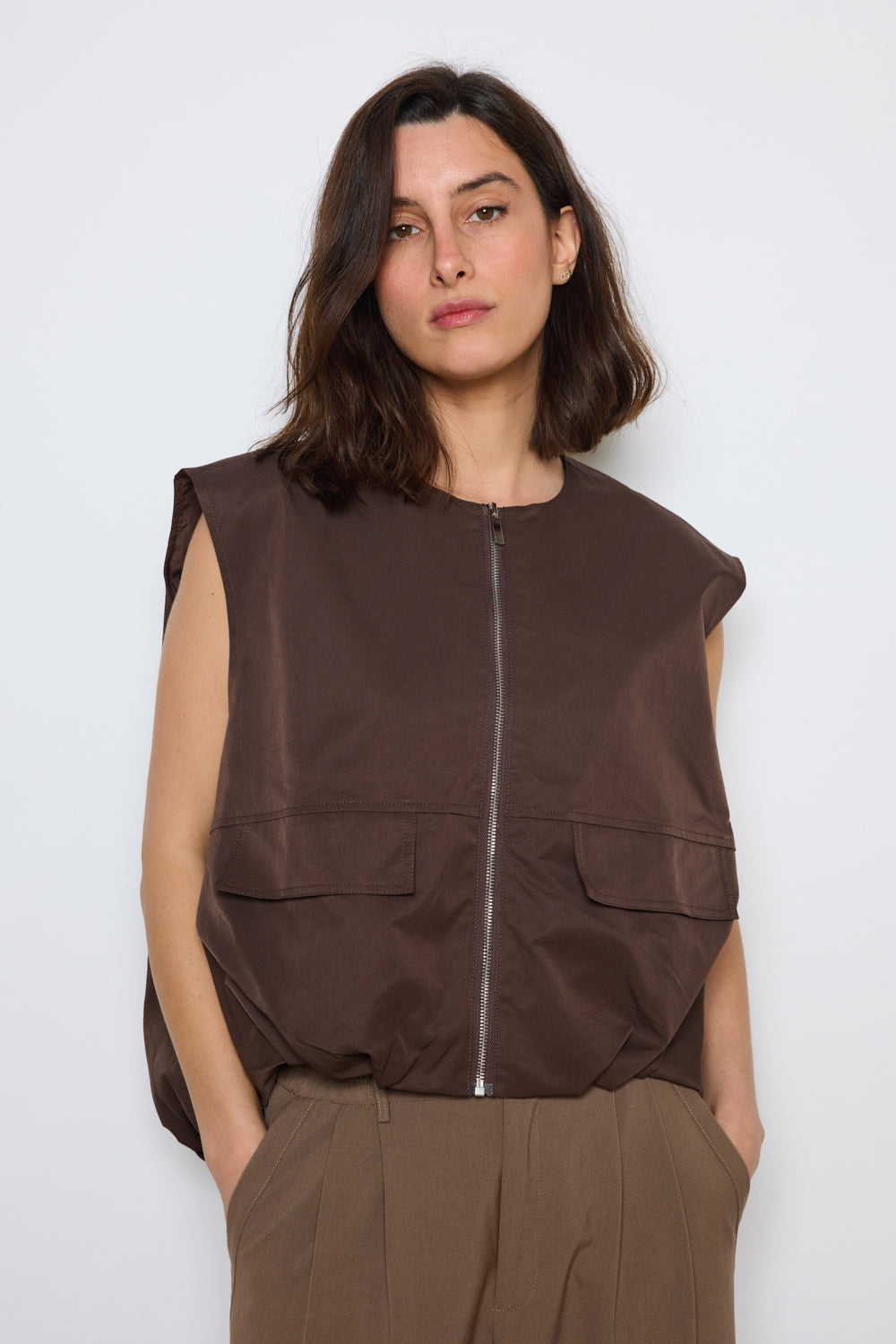 LOU Vest - Brown
