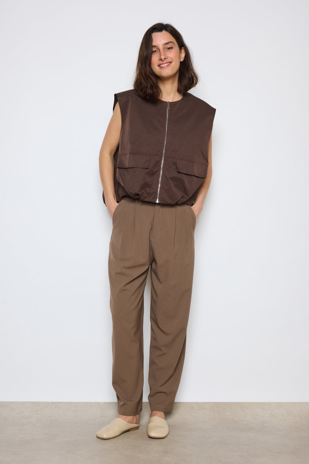 LOU Vest - Brown