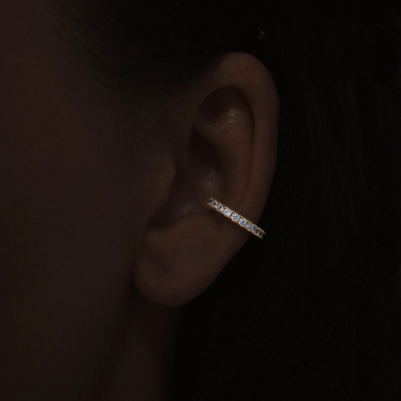 CLASSIC Diamond Earcuff SILVER