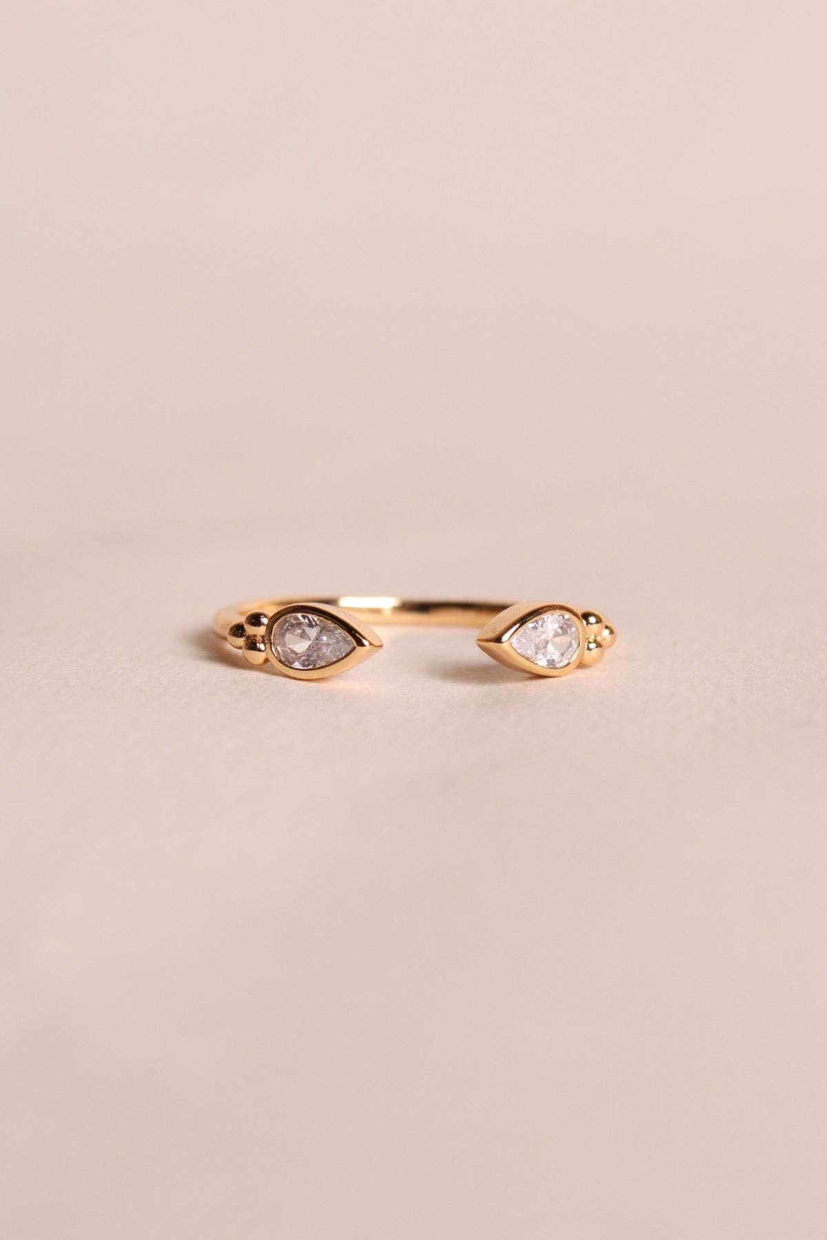 Alma ring: Peridot