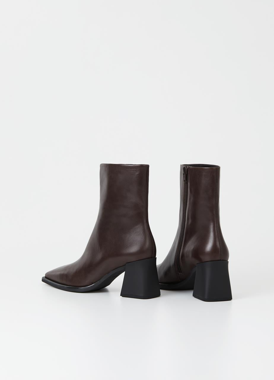HEDDA Boots Cherry