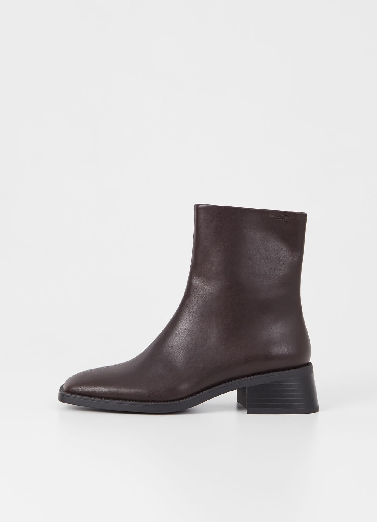 BLANCA Boots Chocolate