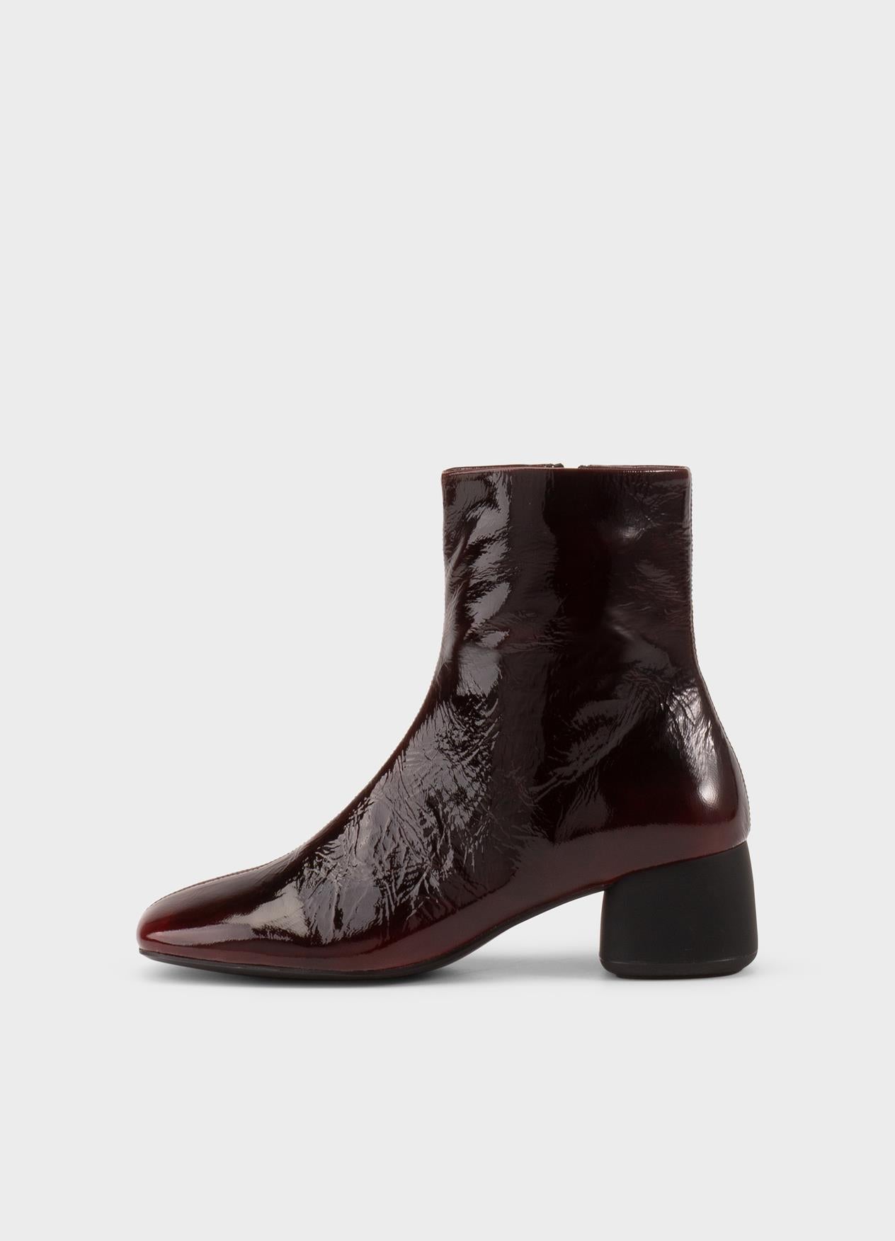 LIVIA Boots - Cherry