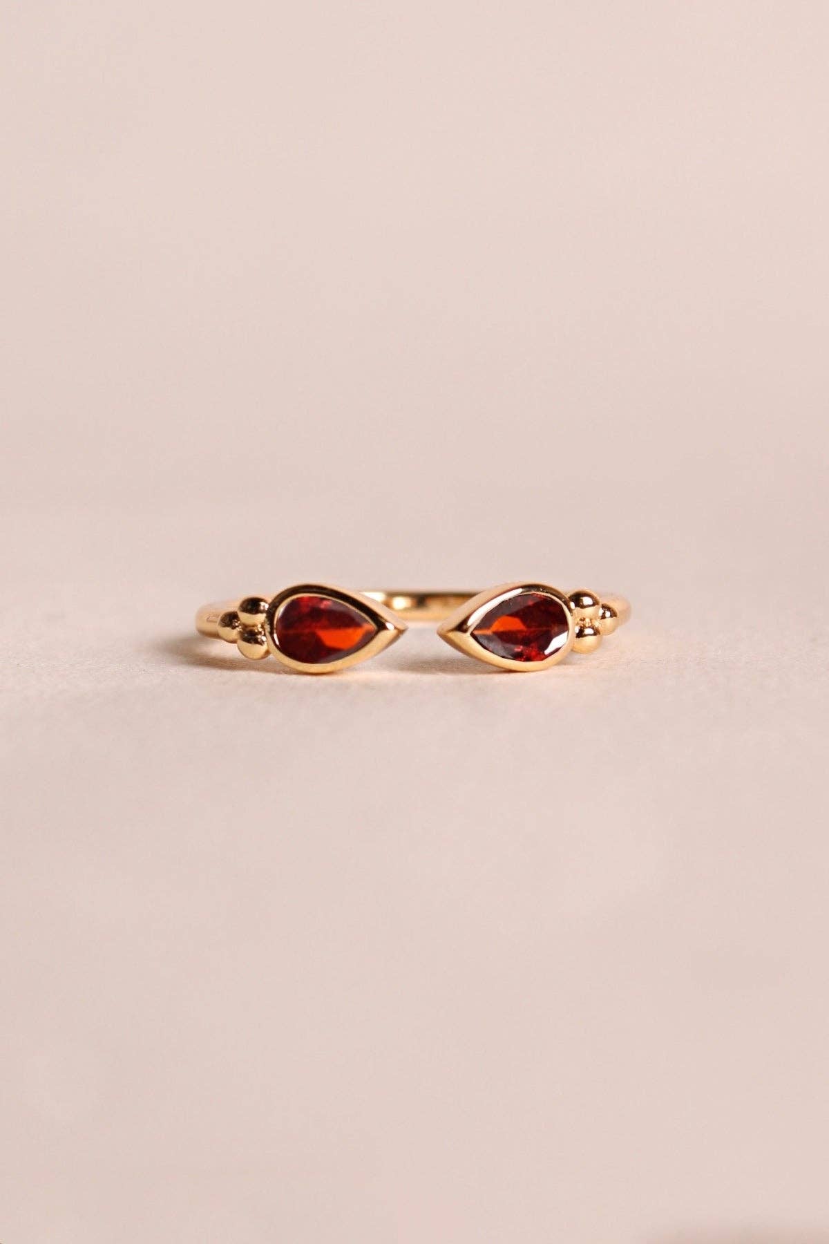 Alma ring: Peridot