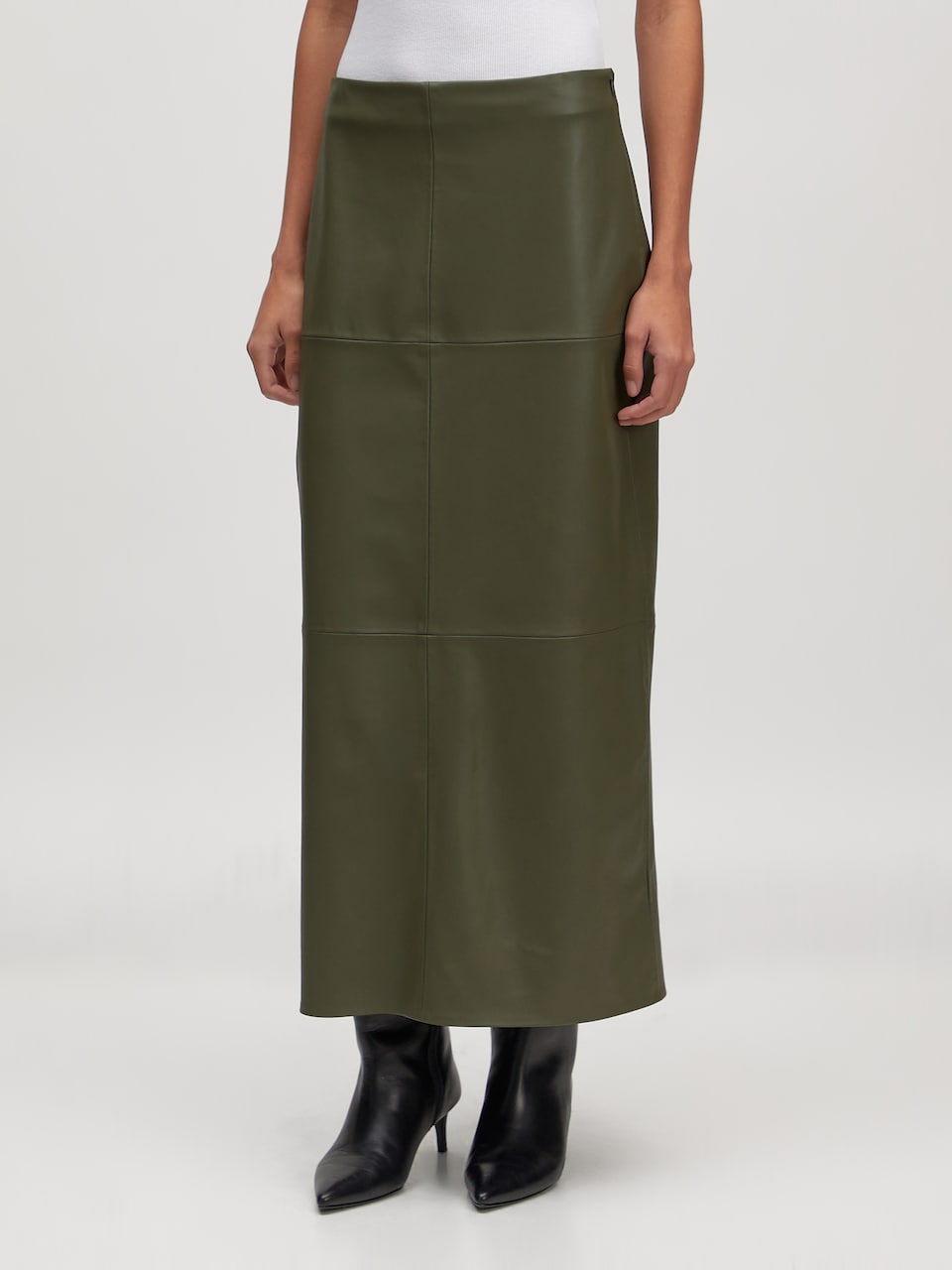 JELLA PU Skirt - Grape Leaf