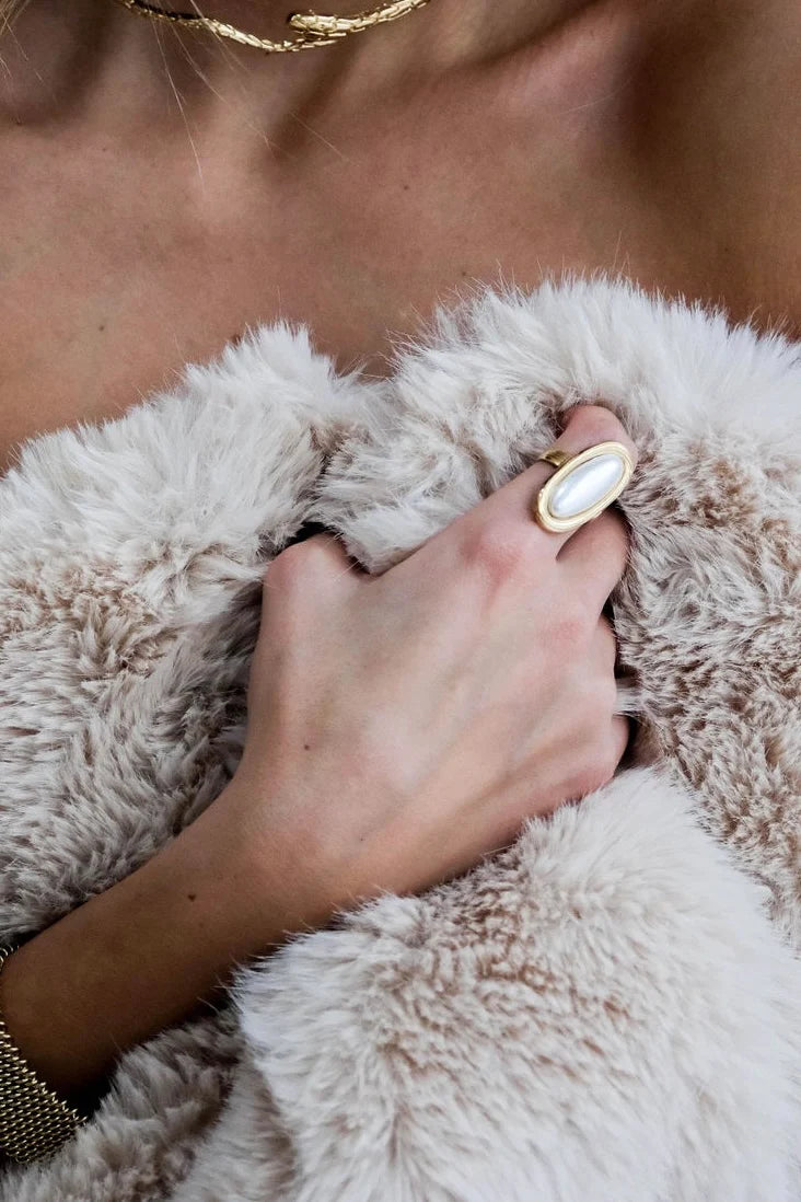 LILI Ring