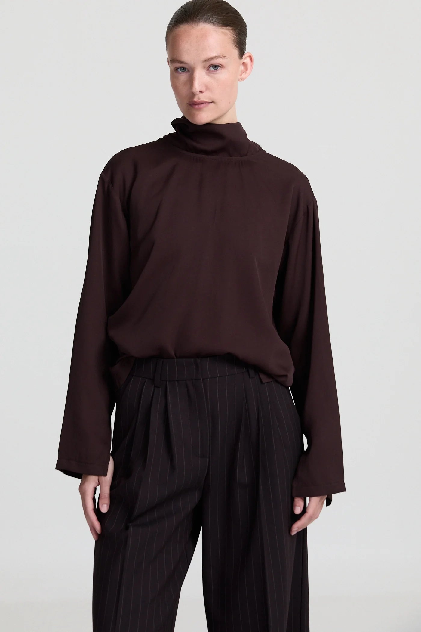 EMILIA Top - Brown