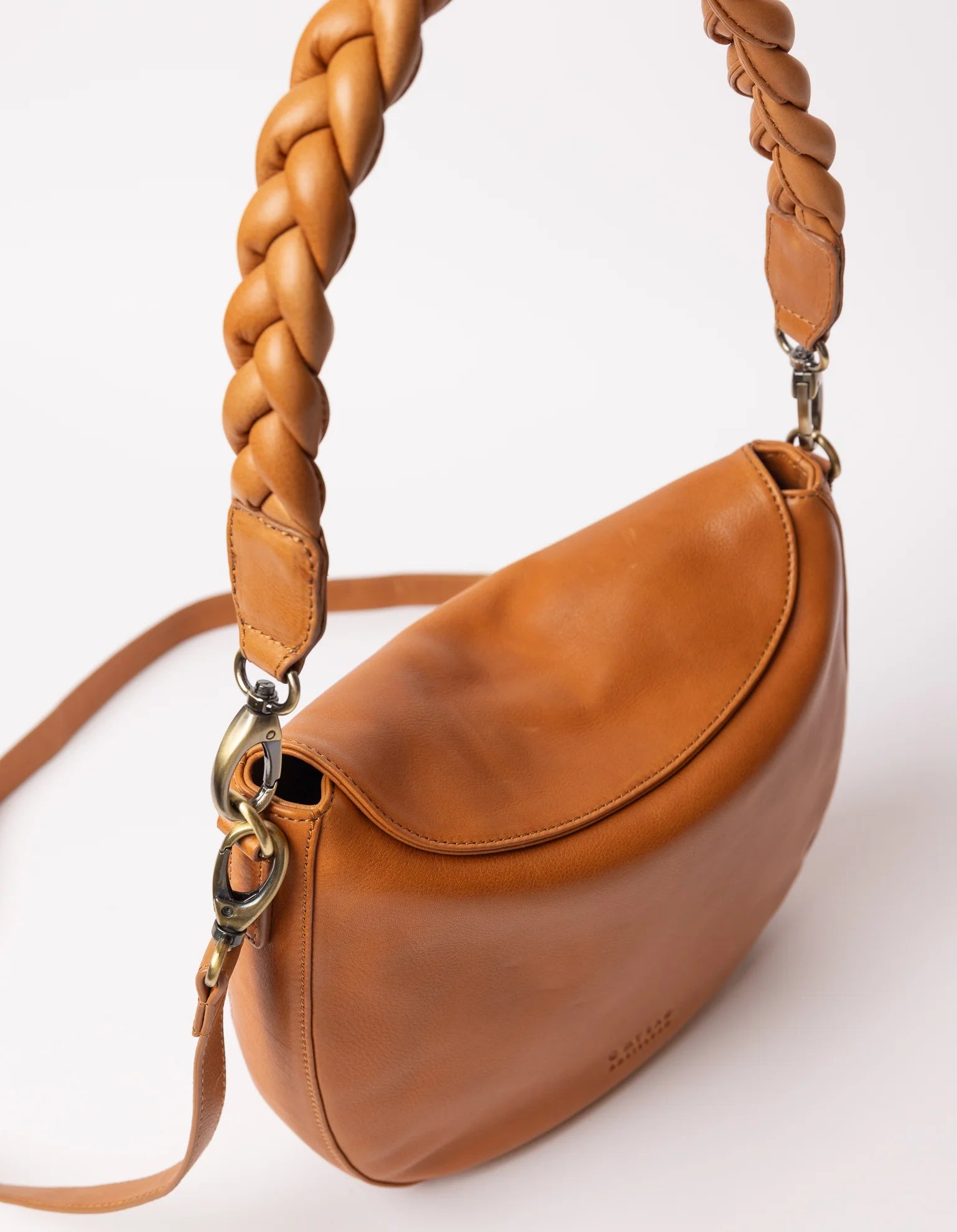 LANA Wild Oak soft grain leather