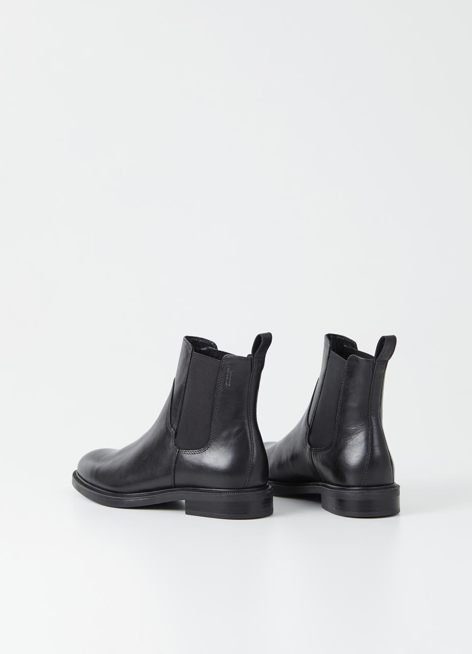 AMINA boots