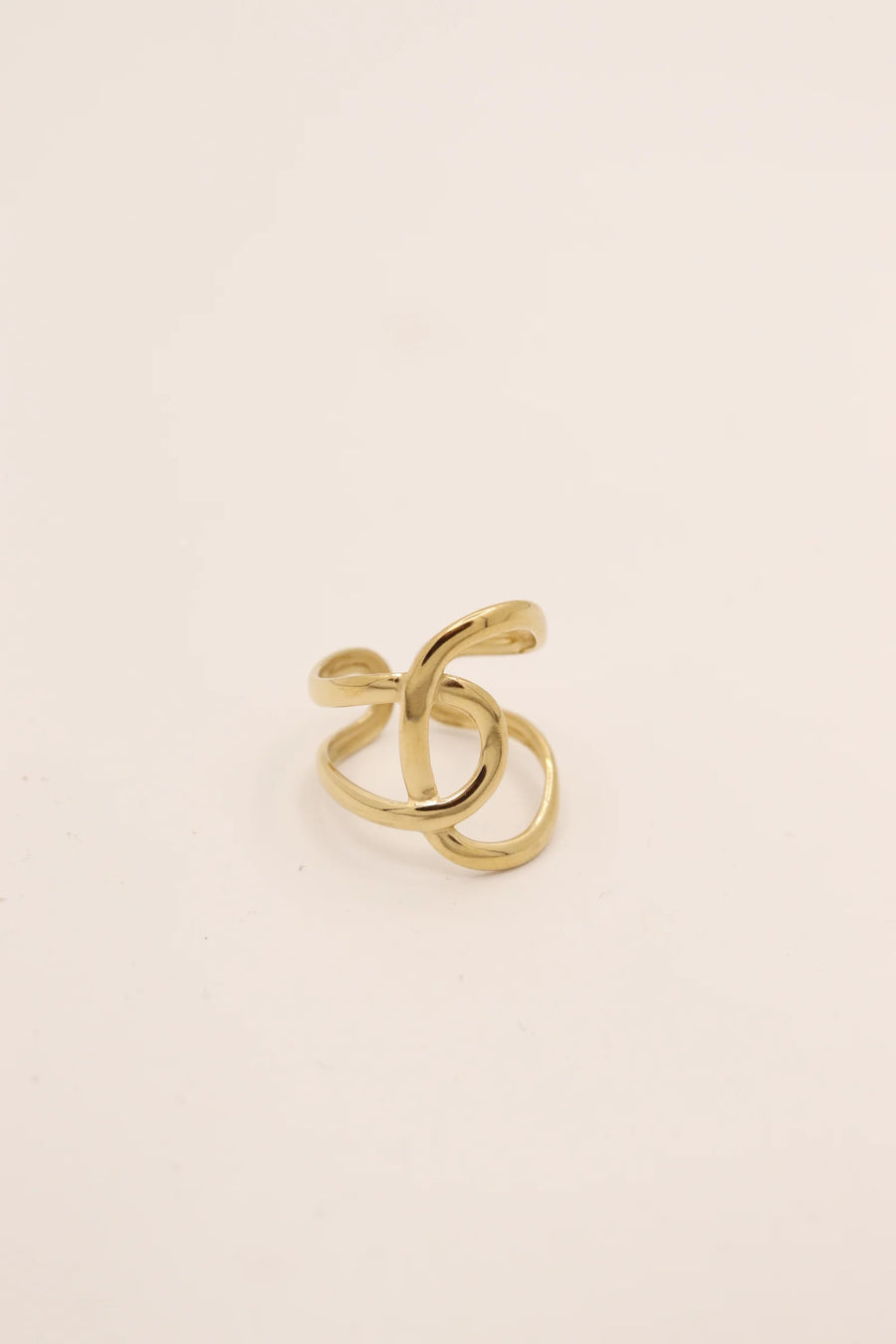 LUCA ring
