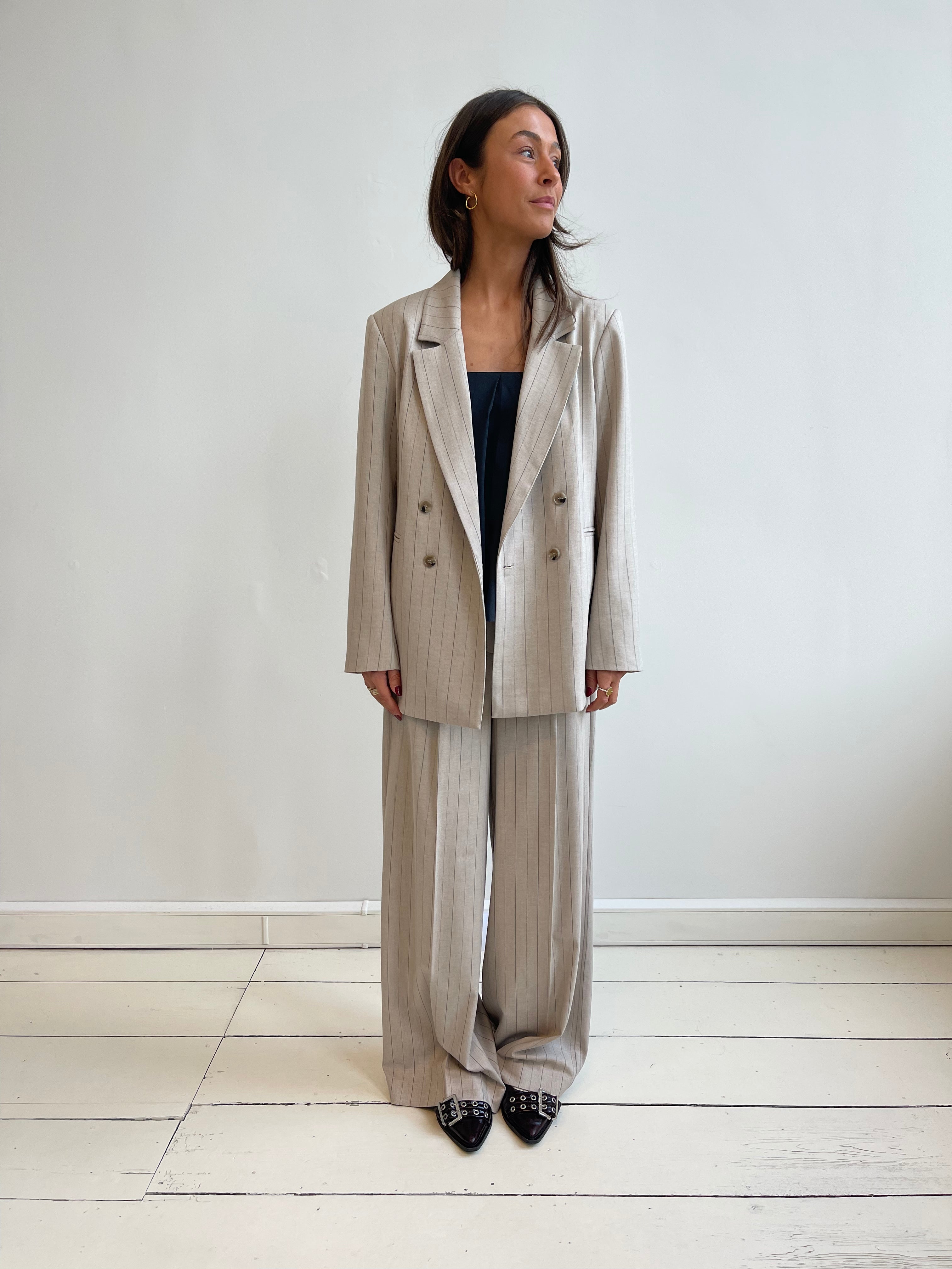 INDY Blazer - Beige Pinstripes