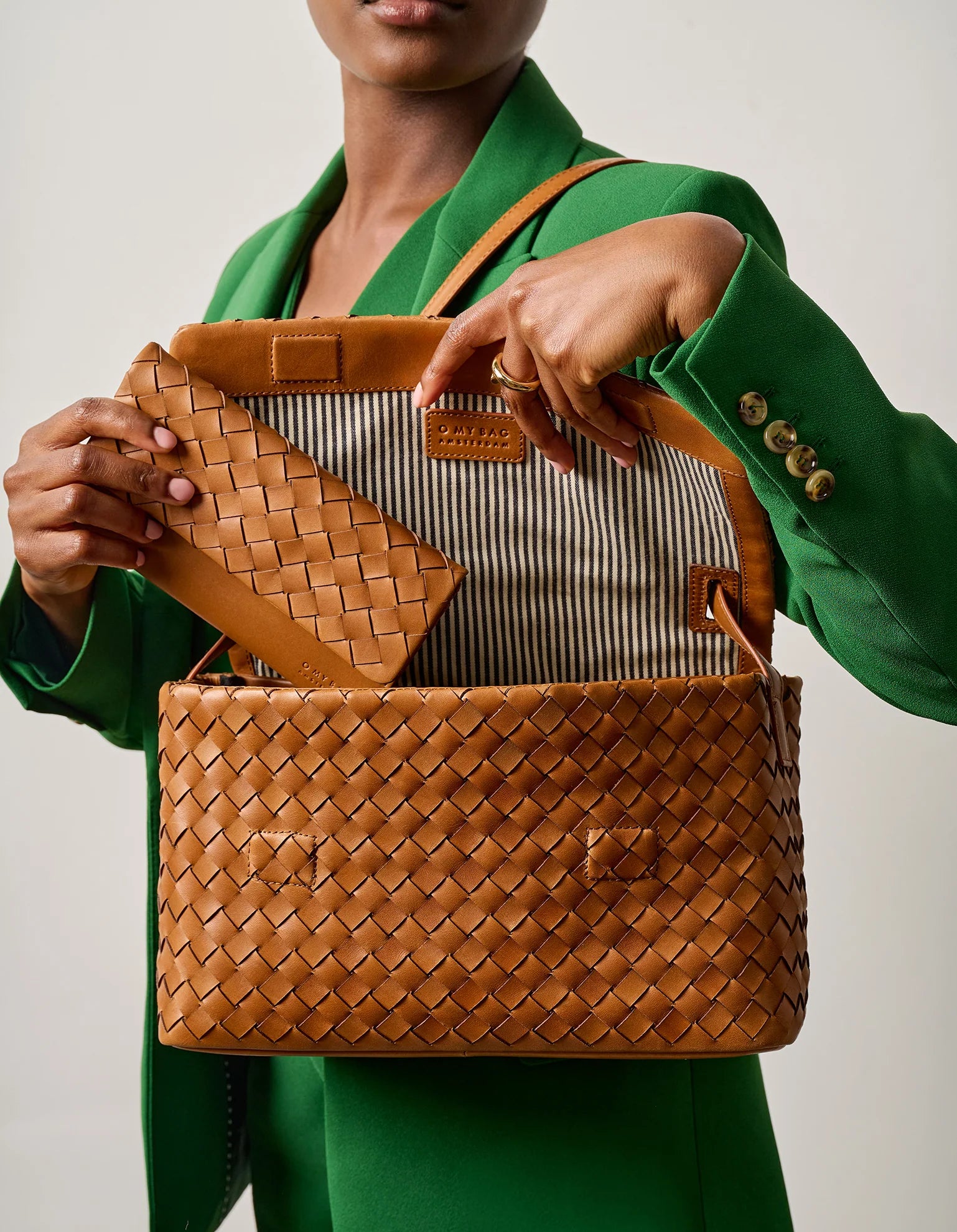PAU'S Pouch COGNAC WOVEN