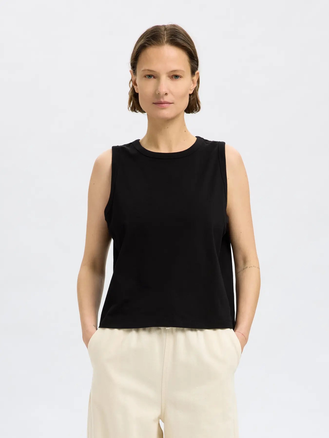 SLFESSENTIAL Boxy Tank Top BLACK