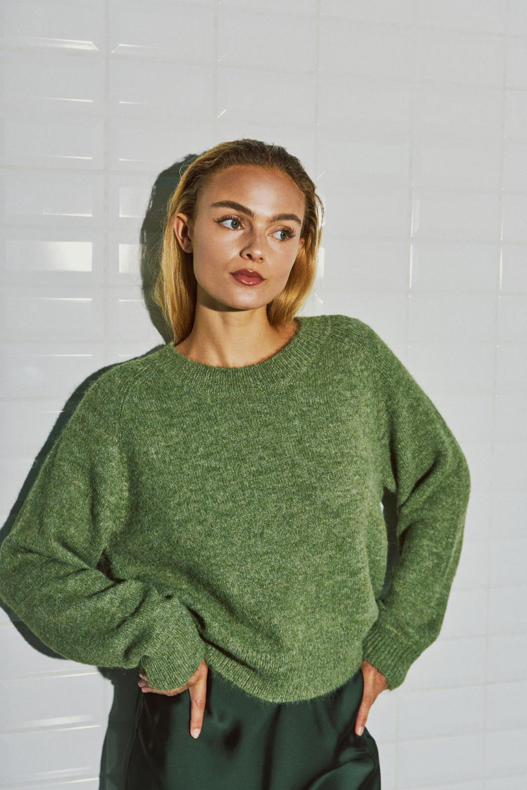 WBLANDREA LS Pullover - Avocado Green