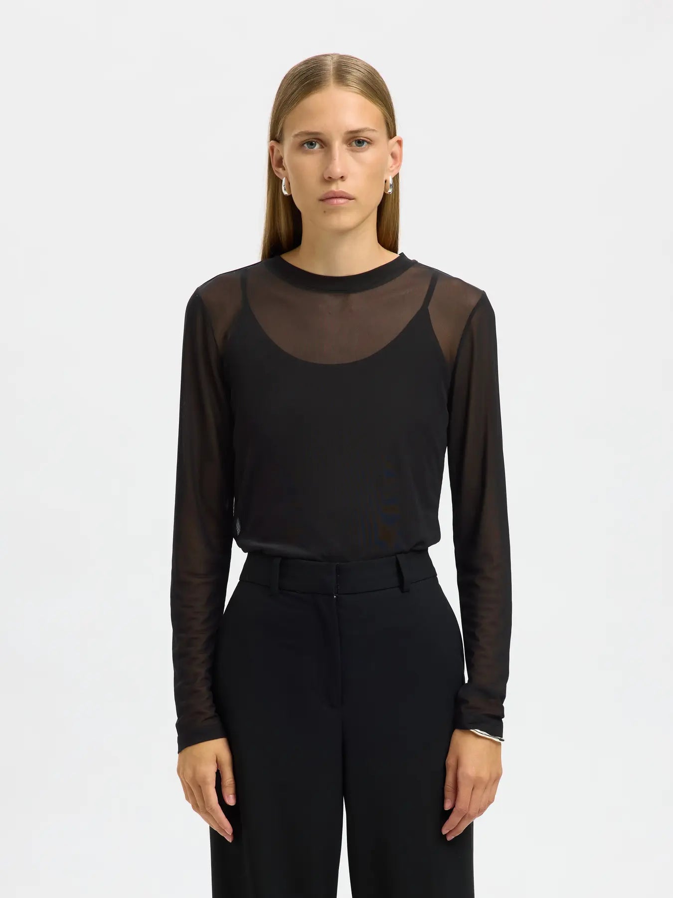 SLWOLGA LS Top - Black