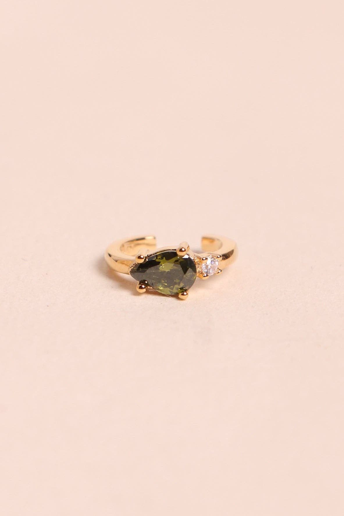Daphné Earcuff: Olive