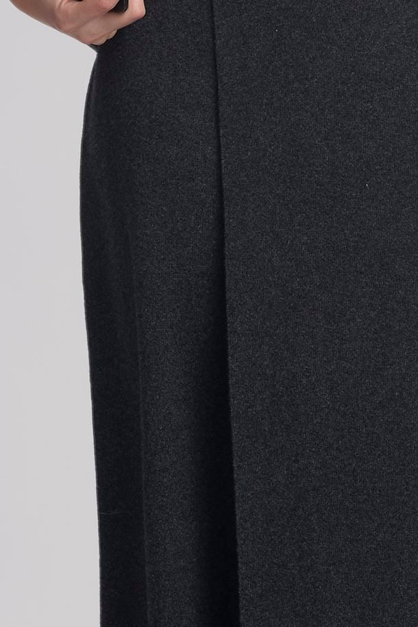 MANZI Skirt DEEP GRAPHITE