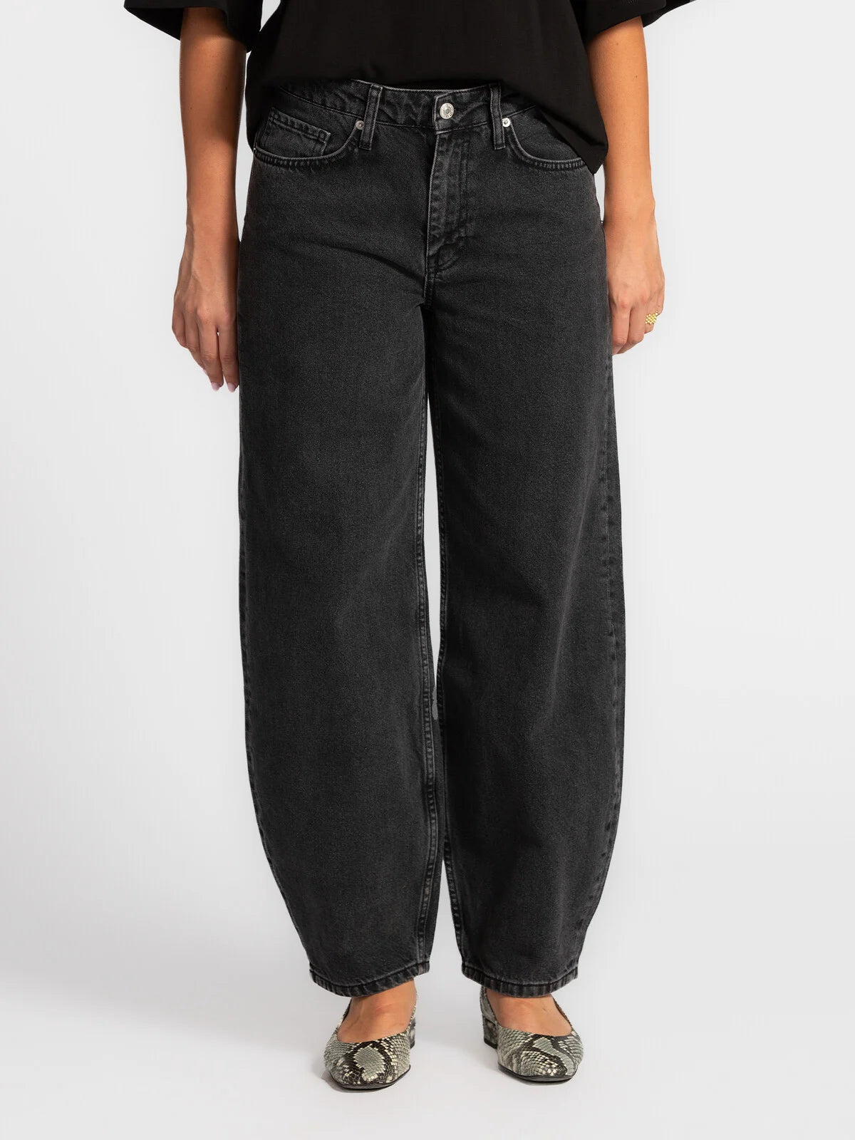 MARISSE Jeans - Black