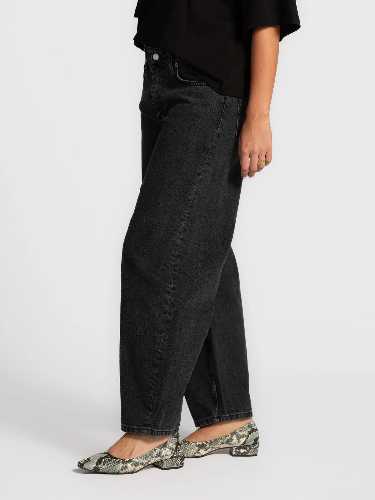 MARISSE Jeans - Black