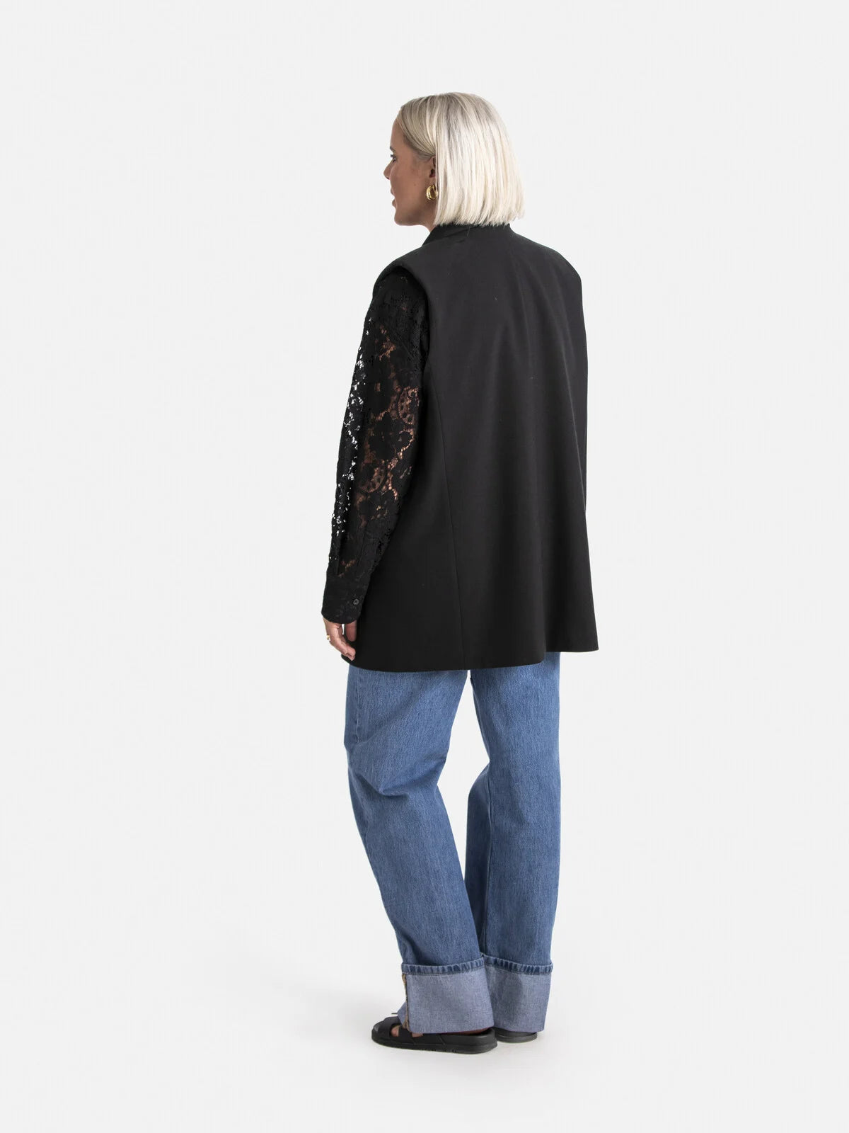 DAISY Sleeveless Blazer BLACK